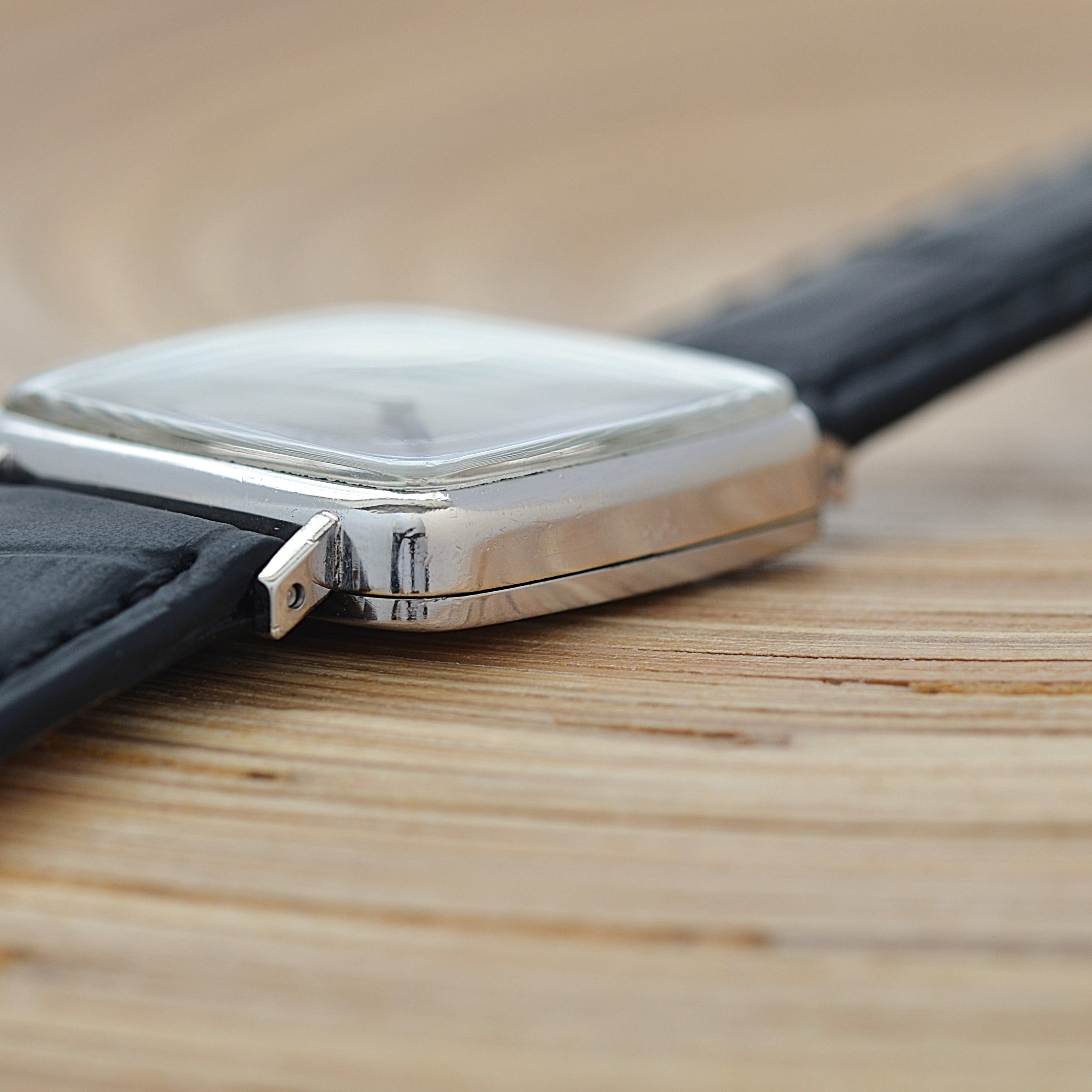 [Omega] 歐米茄日內瓦 WGP 方形銀色男士尺寸附正品扣