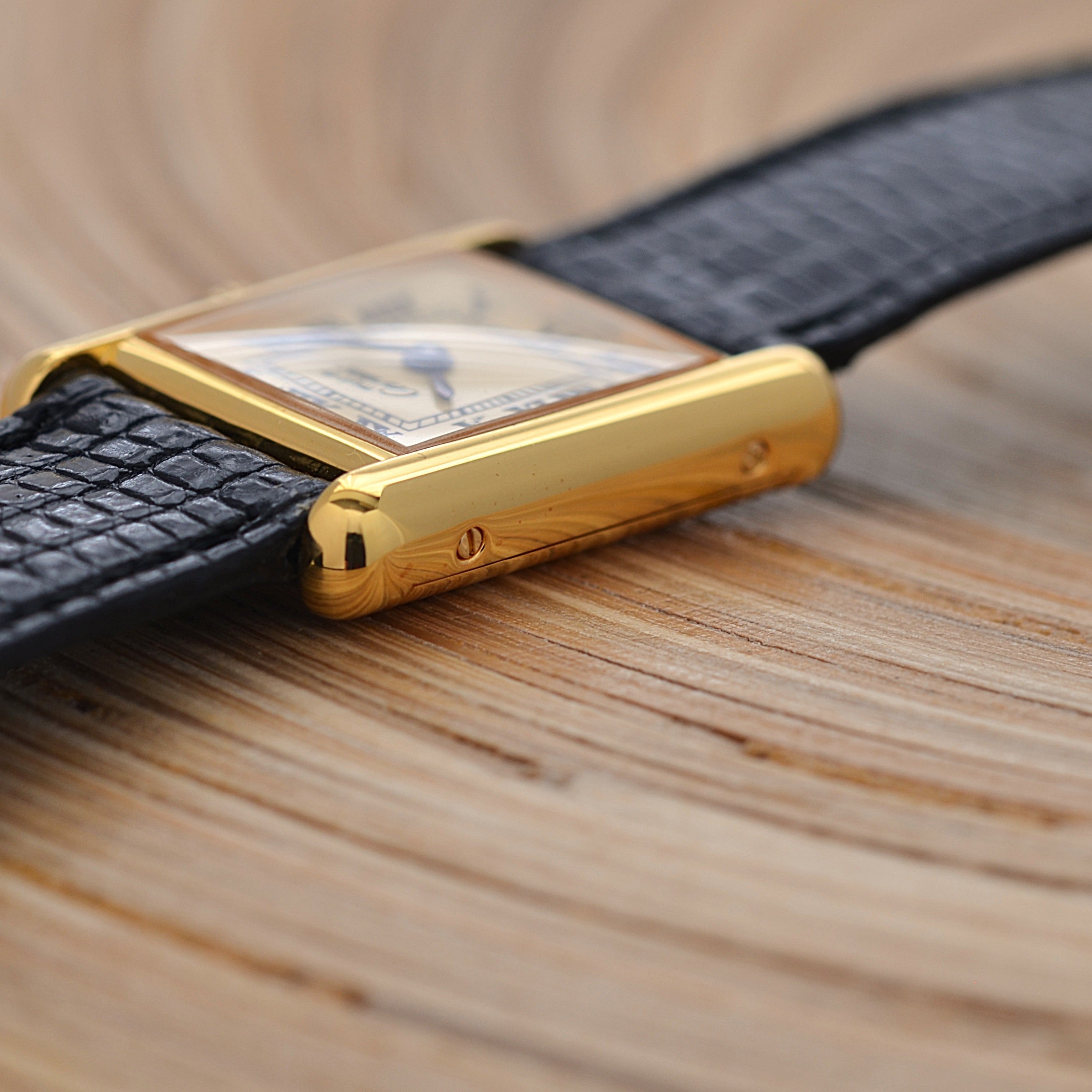 [Cartier] Cartier Must Tank SM Ivory Roman Manual Winding with Lifetime Warranty