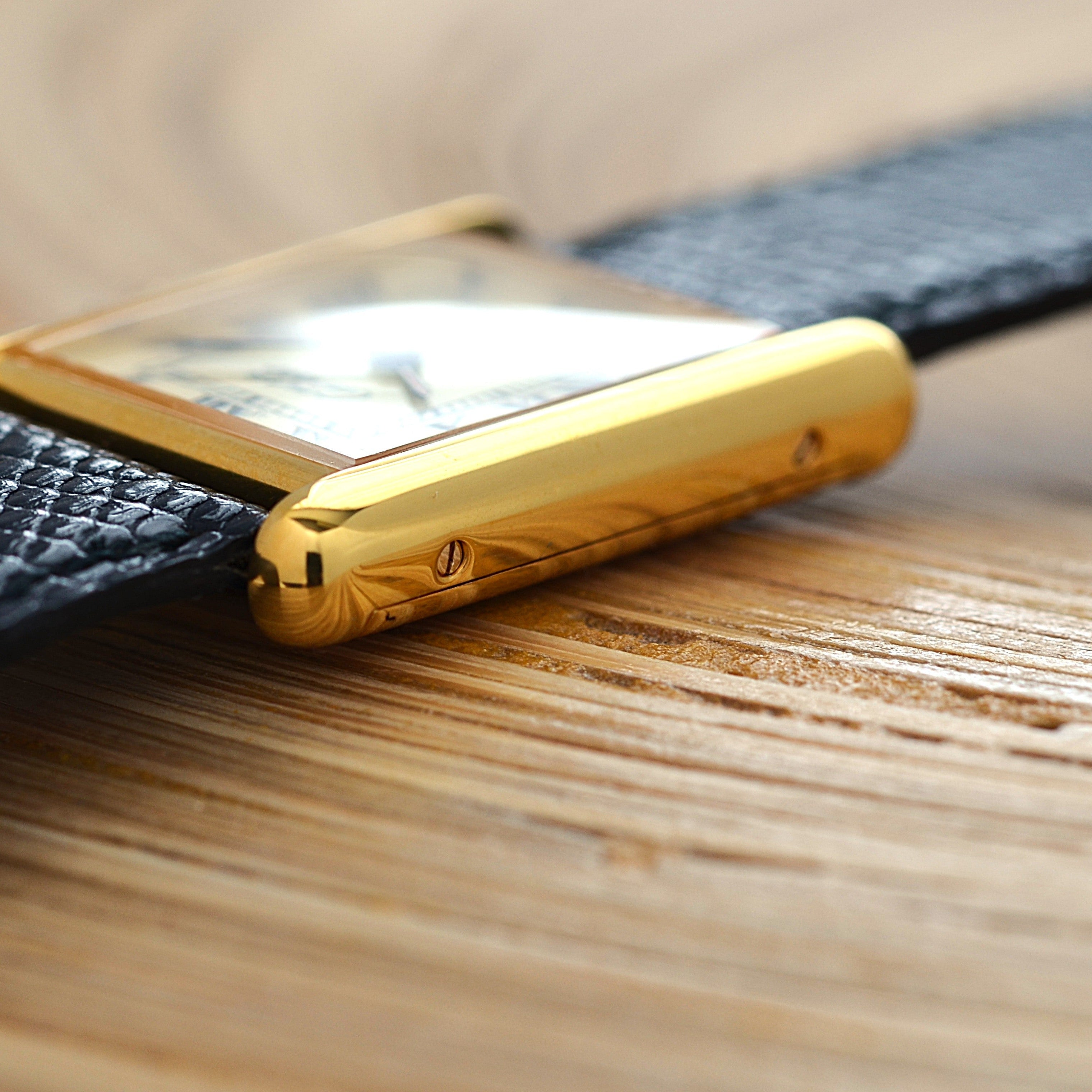 [Cartier] Cartier Must Tank LM Ivory Roma Manual Winding with Lifetime Warranty