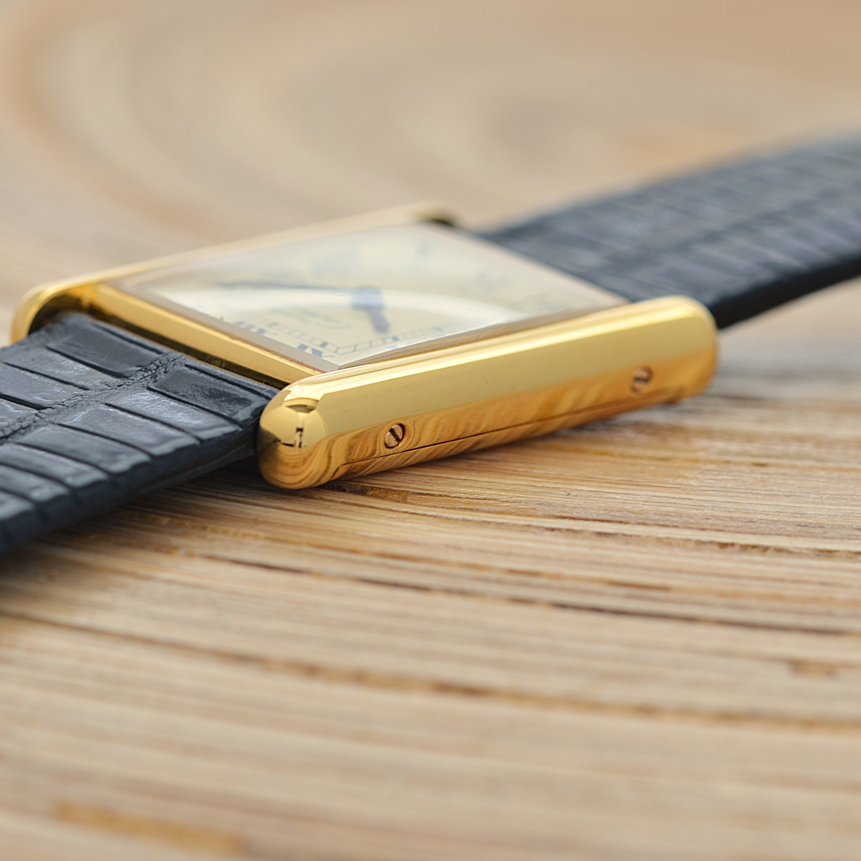 [Cartier] Cartier Must Tank LM Ivory Roman Manual Winding with Genuine Buckle