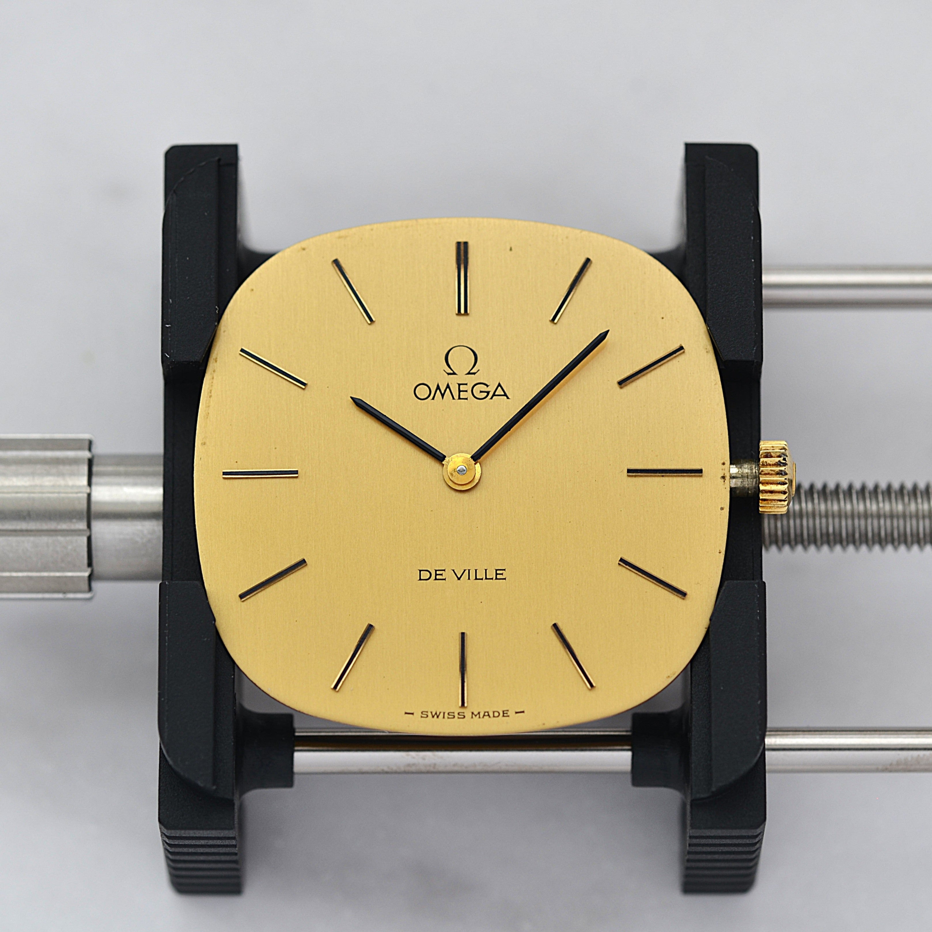 [Omega] 歐米茄碟飛系列 GP 電視螢幕保護殼 金色 Deadstock