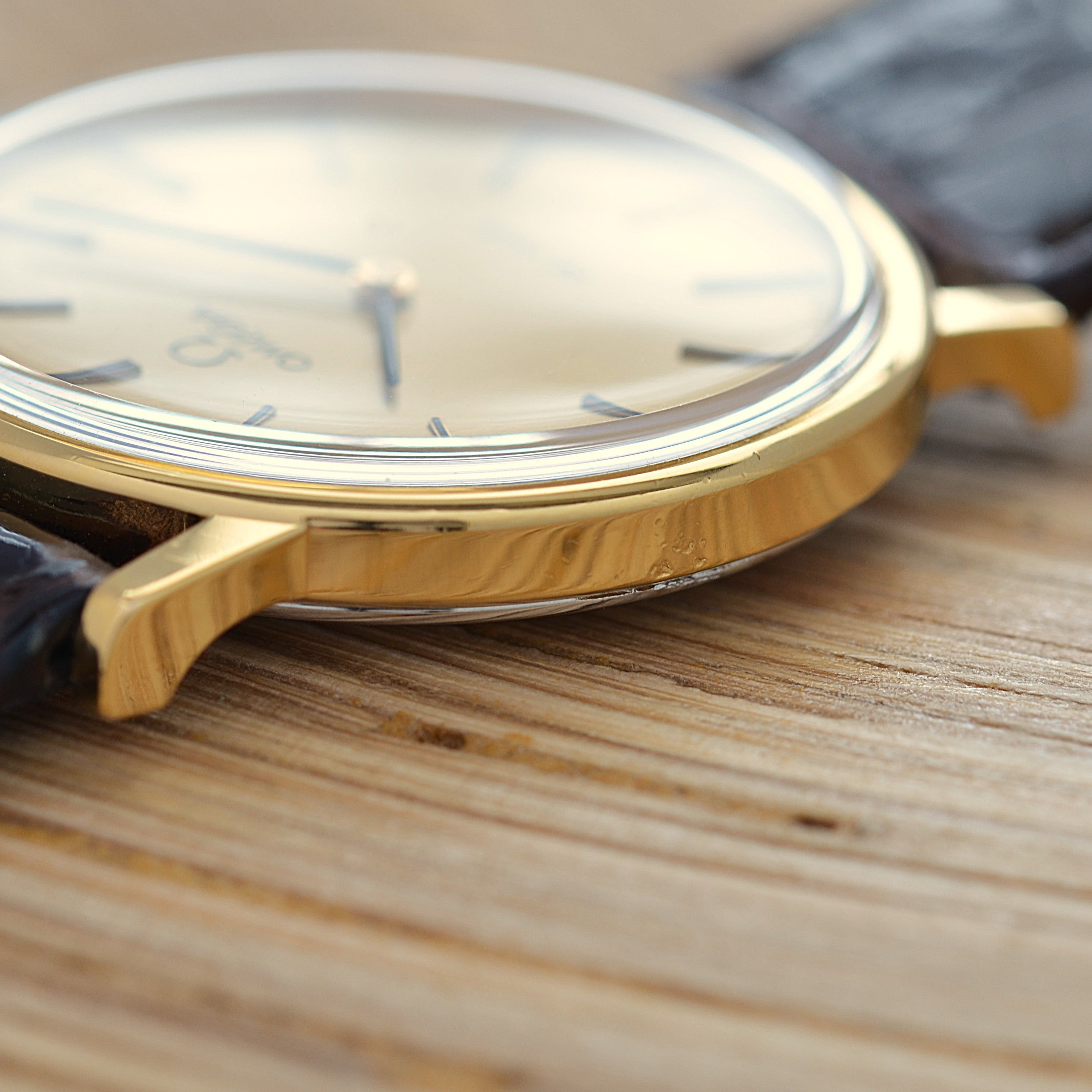 [Omega] 歐米茄碟飛系列 GP 圓形金錶配真鱷魚皮錶帶和錶扣