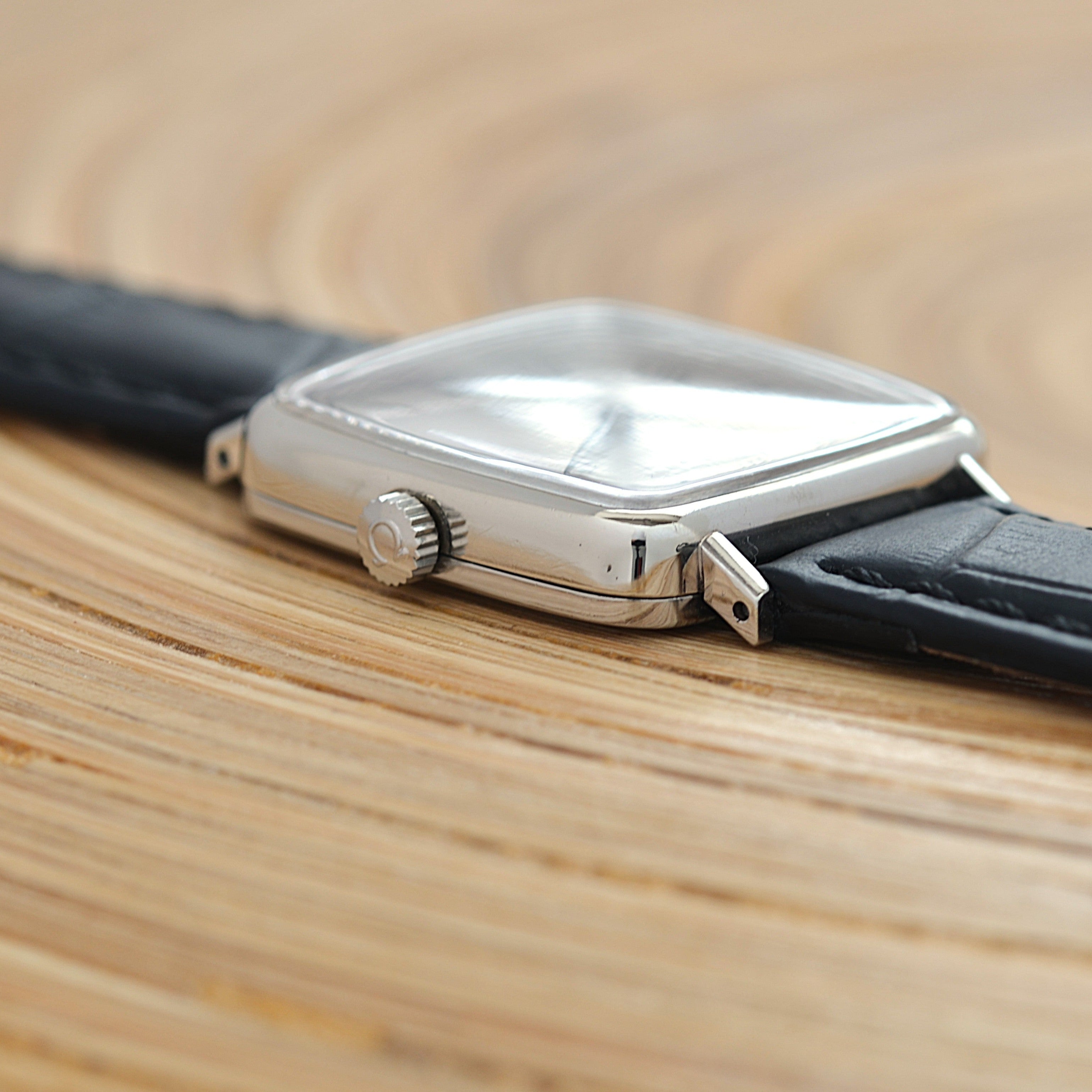 [Omega] 歐米茄日內瓦 WGP 方形銀色男士尺寸附正品扣