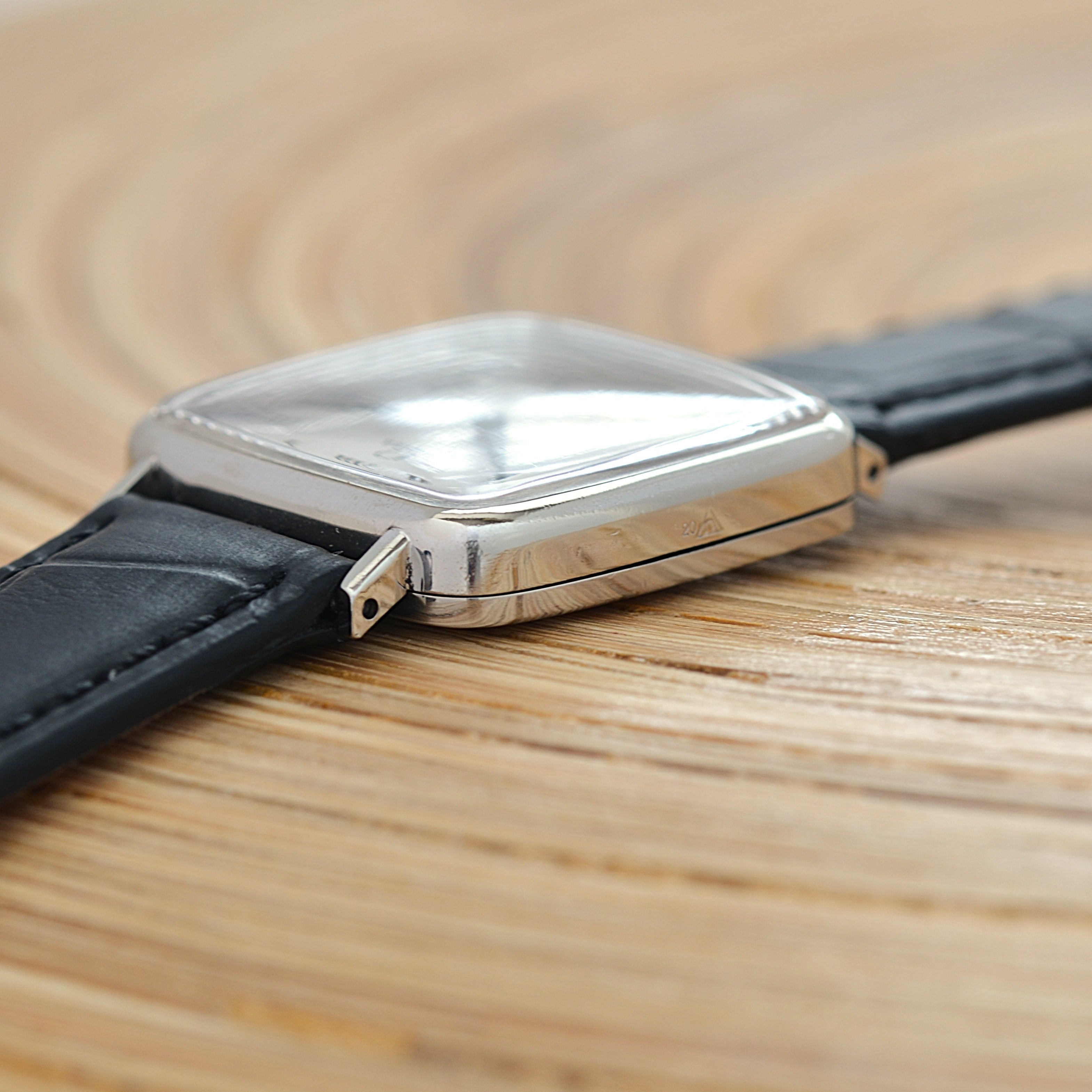 [Omega] 歐米茄日內瓦 WGP 方形銀色男士尺寸附正品扣