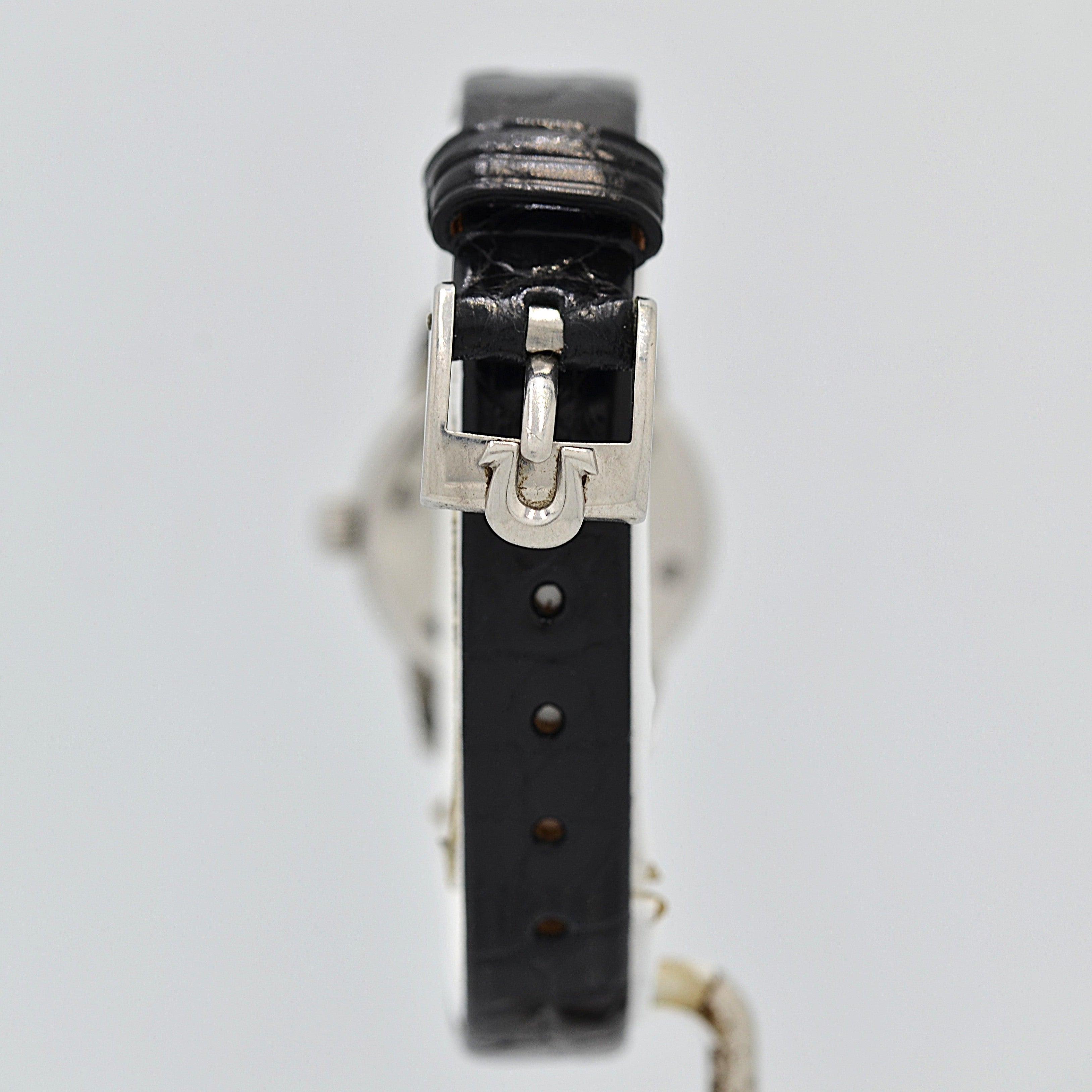 [Omega] 歐米茄日內瓦系列不鏽鋼圓形銀色阿拉伯數位直立錶盤腕錶，附原廠錶扣