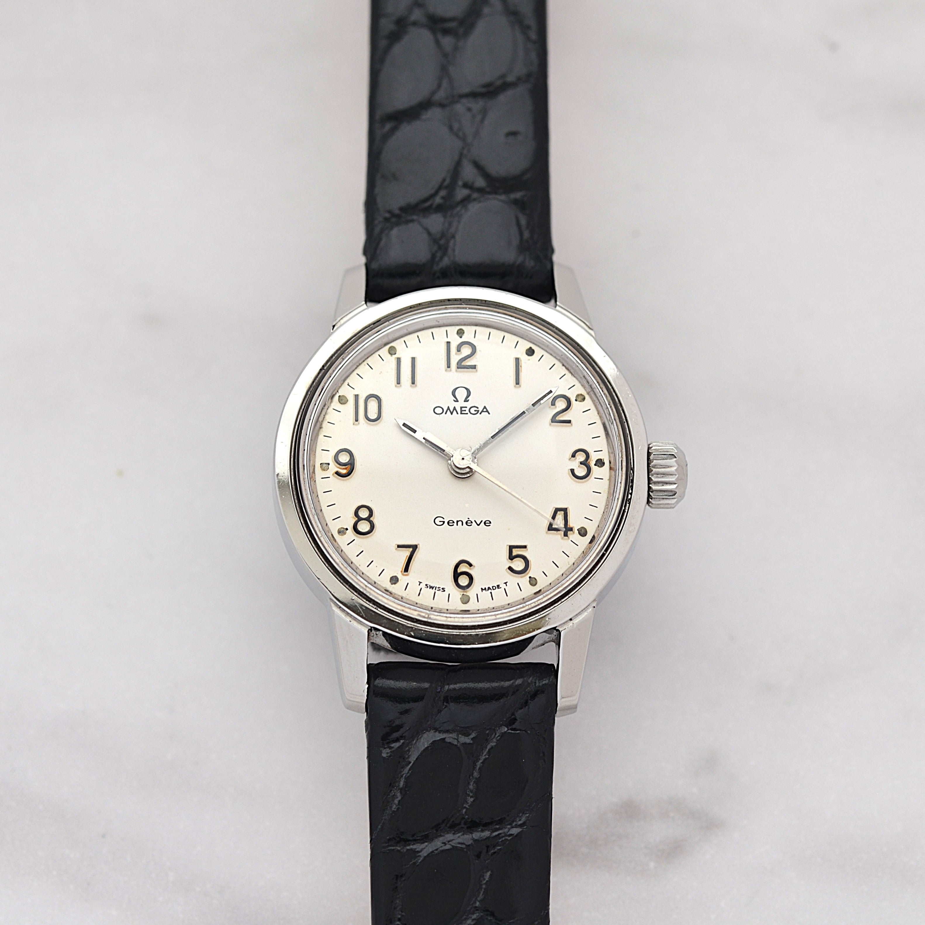 [Omega] 歐米茄日內瓦系列不鏽鋼圓形銀色阿拉伯數位直立錶盤腕錶，附原廠錶扣