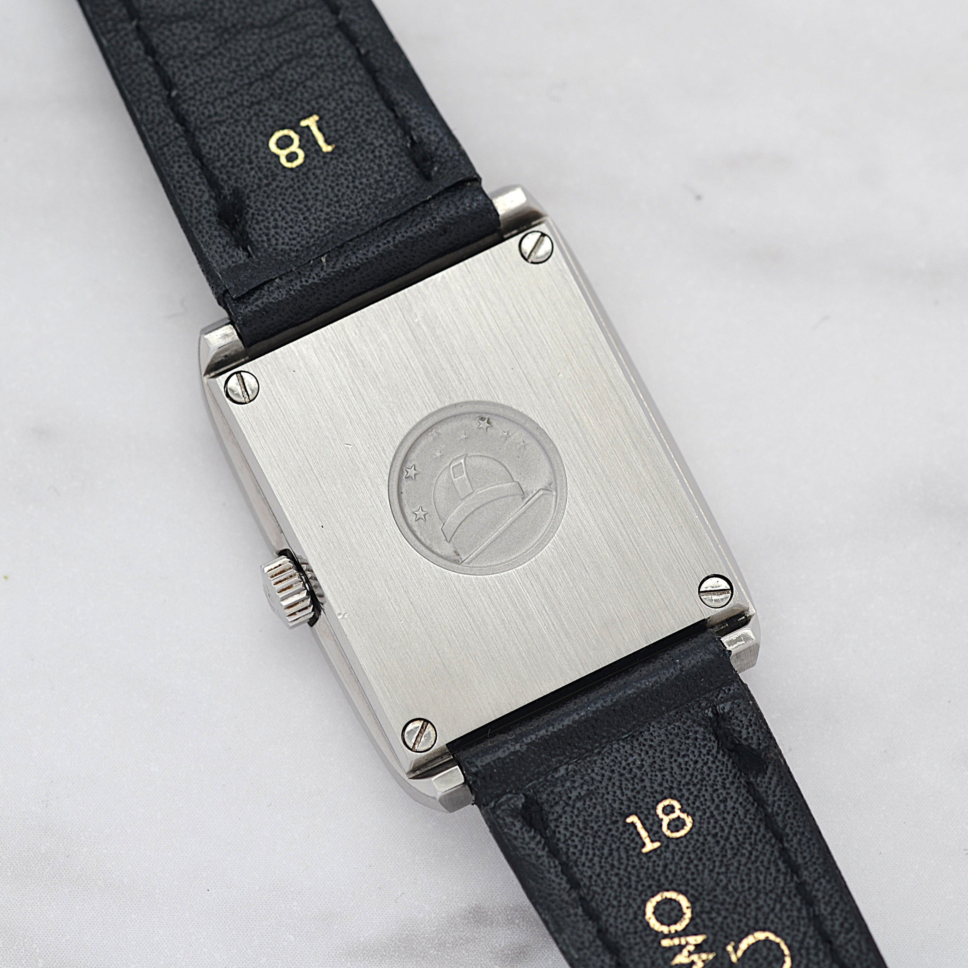 [歐米茄] 歐米茄星座系列不鏽鋼長方形錶殼銀色巴黎釘紋錶盤搭配原廠錶扣