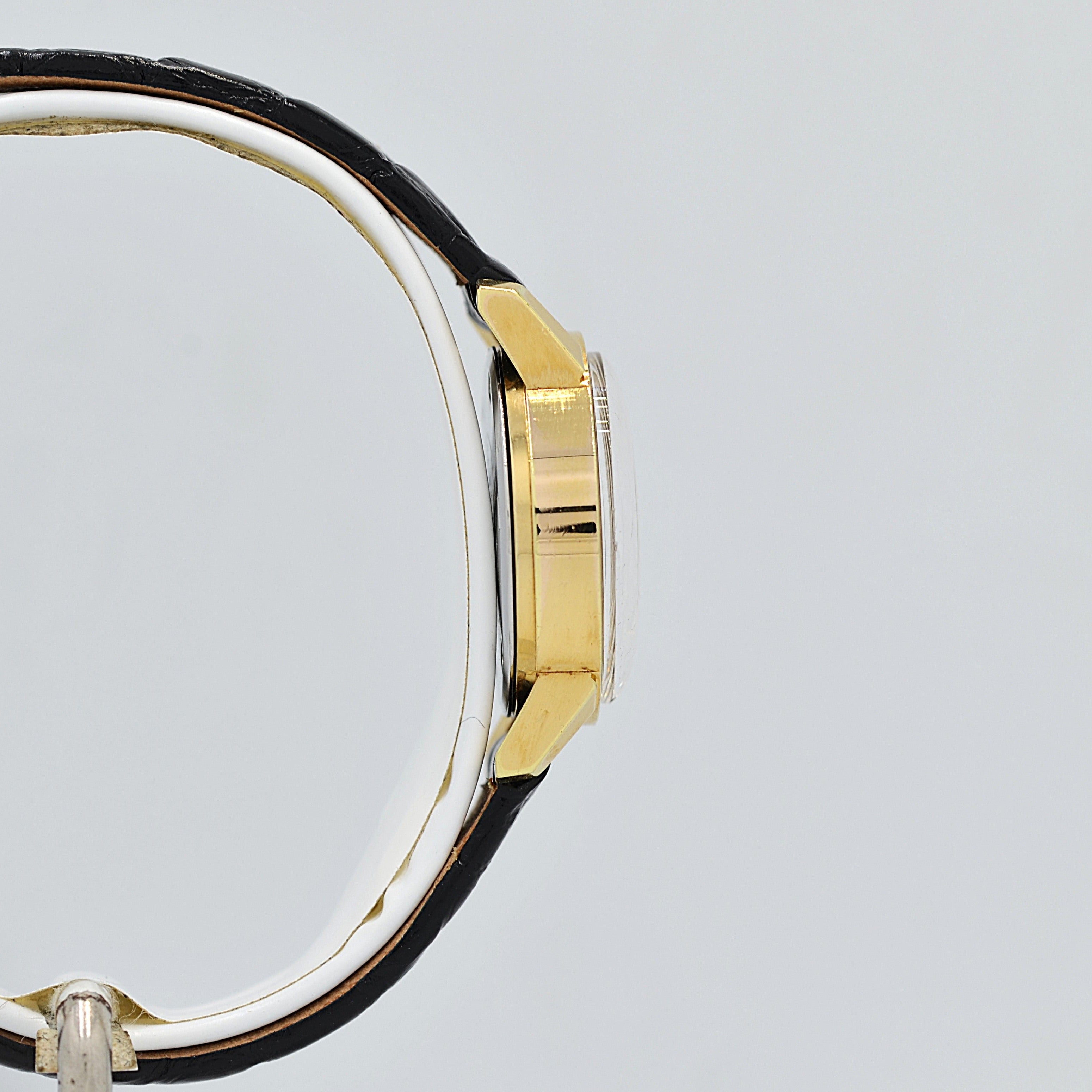 [Omega] 歐米茄日內瓦系列GP圓形銀直式阿拉伯數位時標腕錶，附原廠錶扣