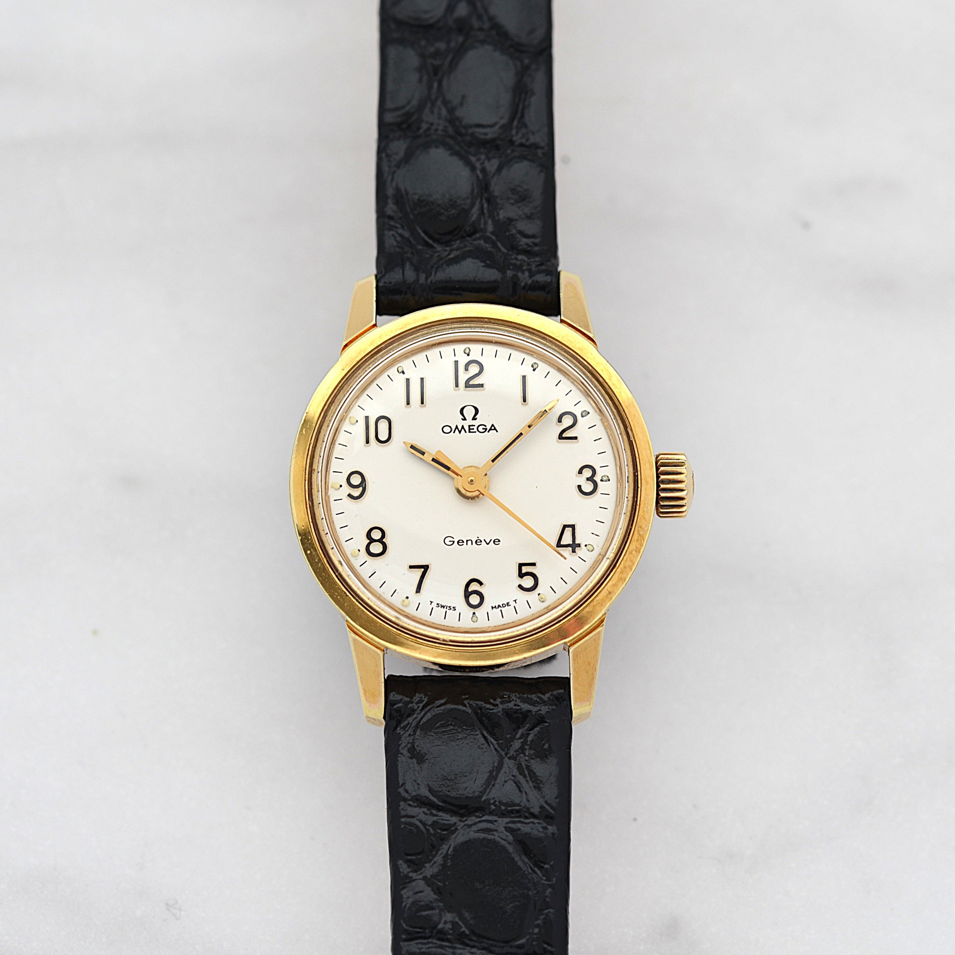 [Omega] 歐米茄日內瓦系列GP圓形銀直式阿拉伯數位時標腕錶，附原廠錶扣