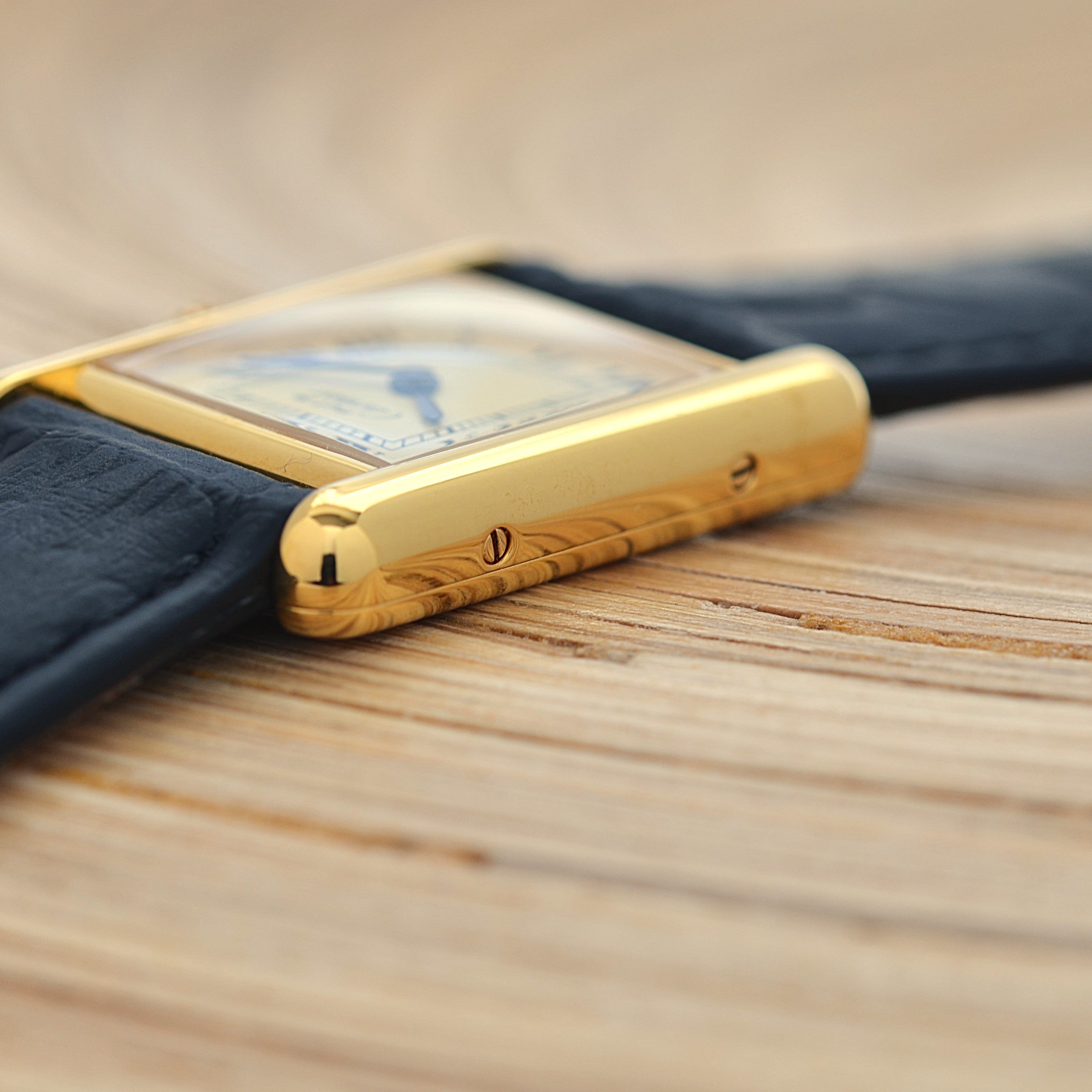 【Cartier】カルティエ マストタンクSM アイボリーローマ SWISS MADE 表記 純正尾錠付き