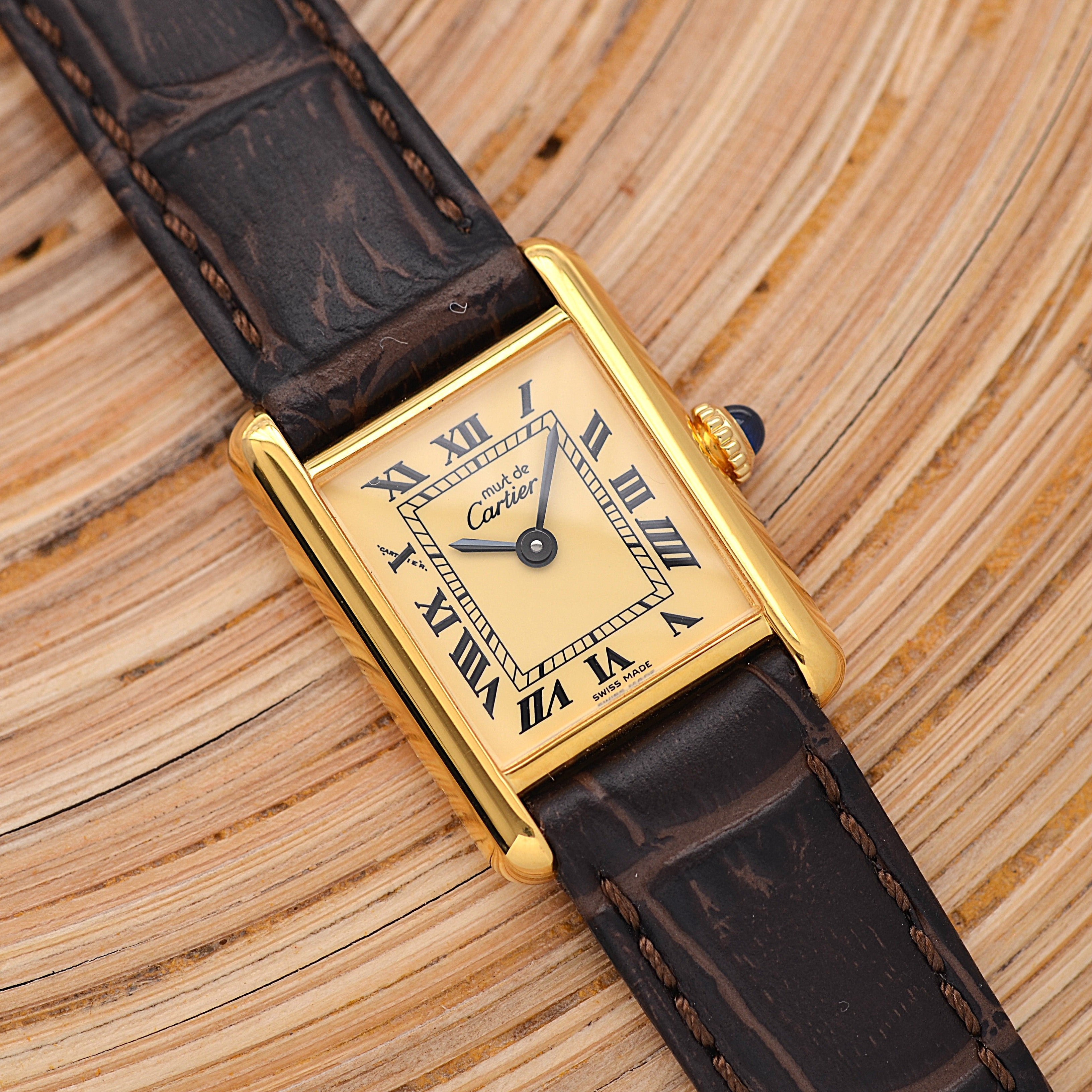 【Cartier】カルティエ マストタンクSM 手巻きアイボリーローマ 永久保証書付き