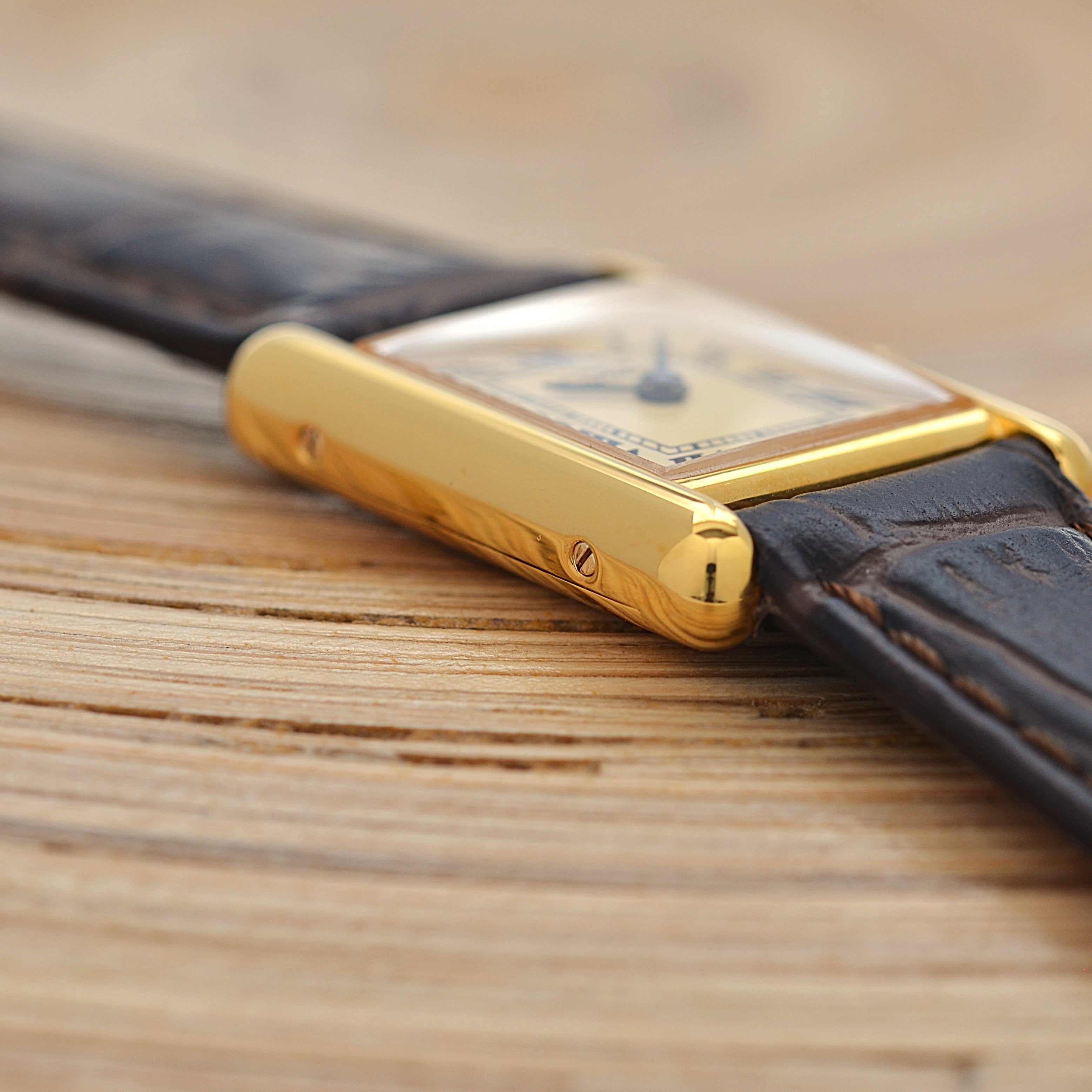 【Cartier】カルティエ マストタンクSM 手巻きアイボリーローマ 永久保証書付き