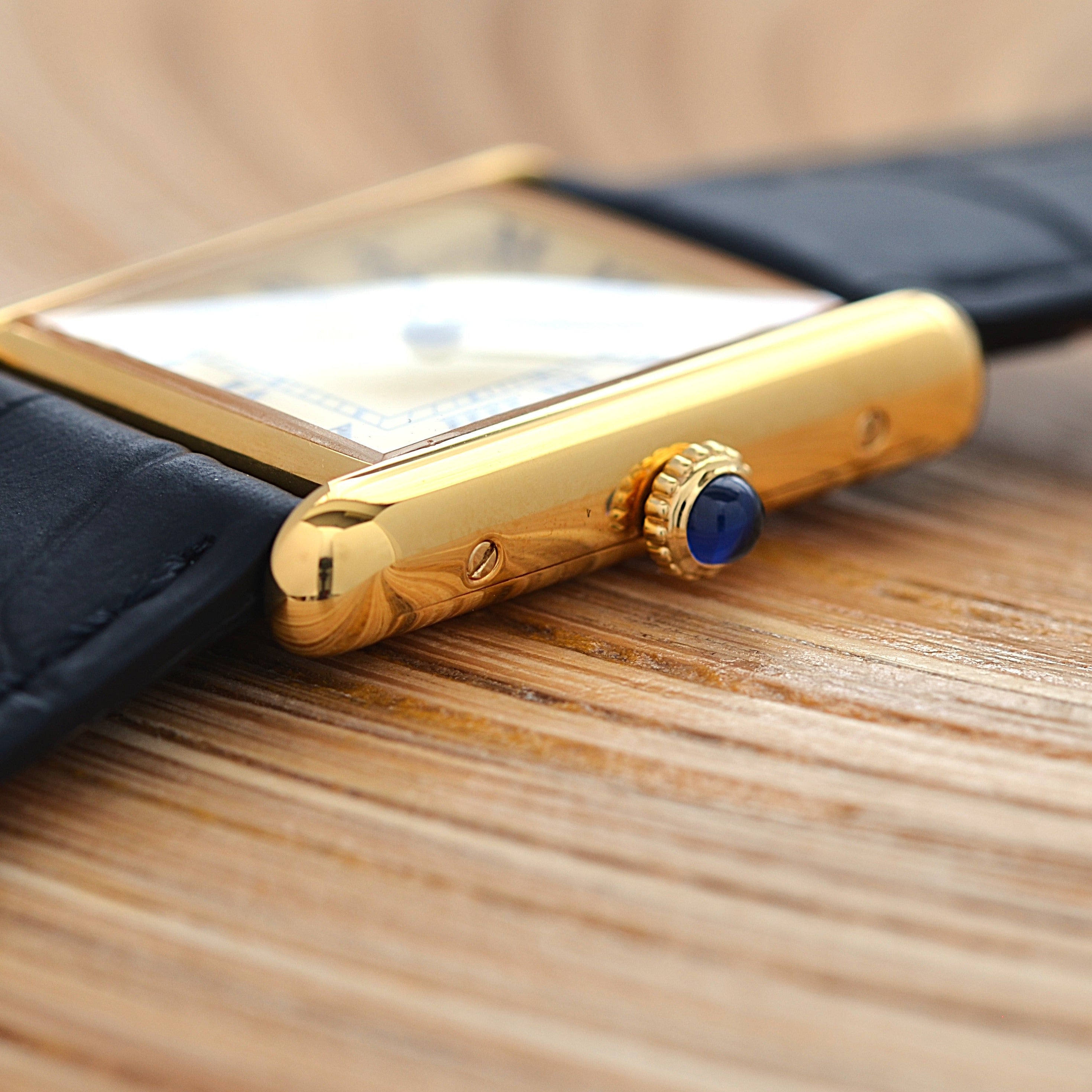 【Cartier】カルティエ マストタンクLM アイボリーローマ 手巻き 永久保証書付き