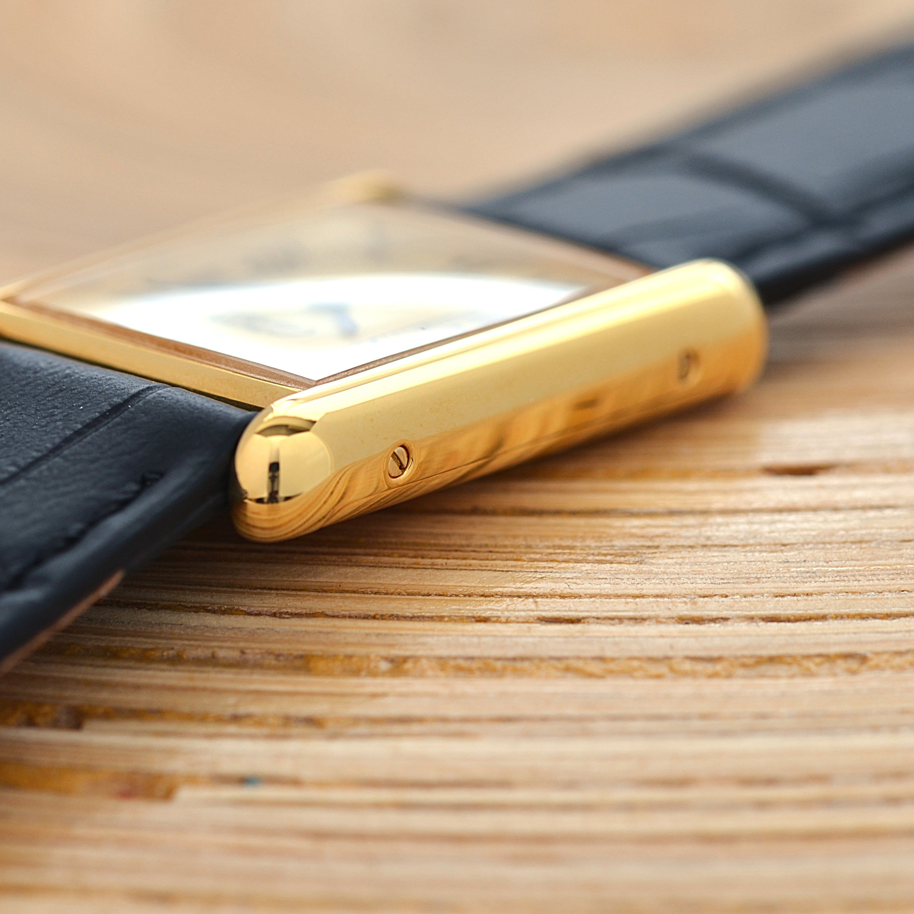 【Cartier】カルティエ マストタンクLM アイボリーローマ 手巻き 永久保証書付き