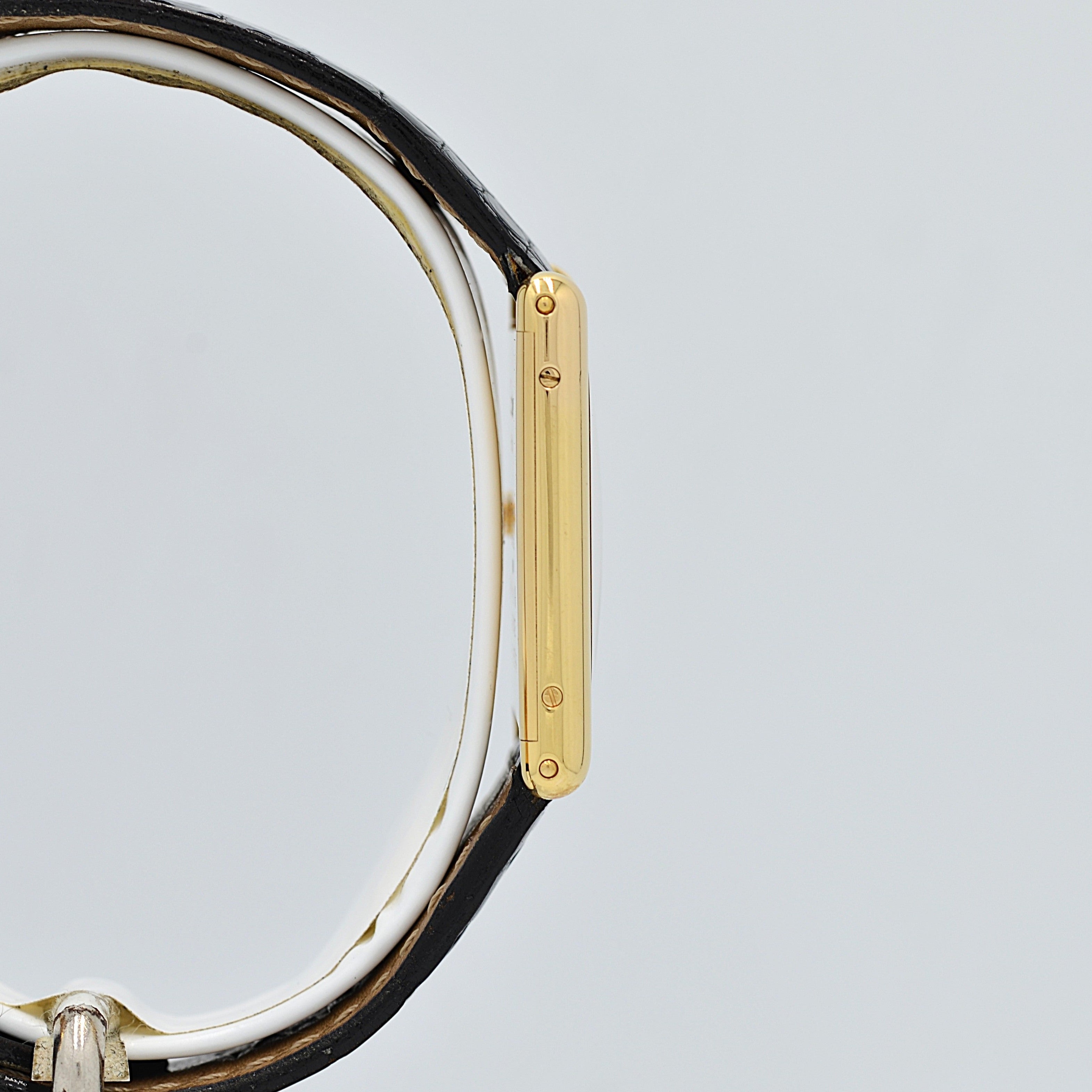 【Cartier】カルティエ タンクルイカルティエLM 18KYG エクストラフラット カルティエコンプリートサービス済み 純正18金製Dバックル、国際保証書付き