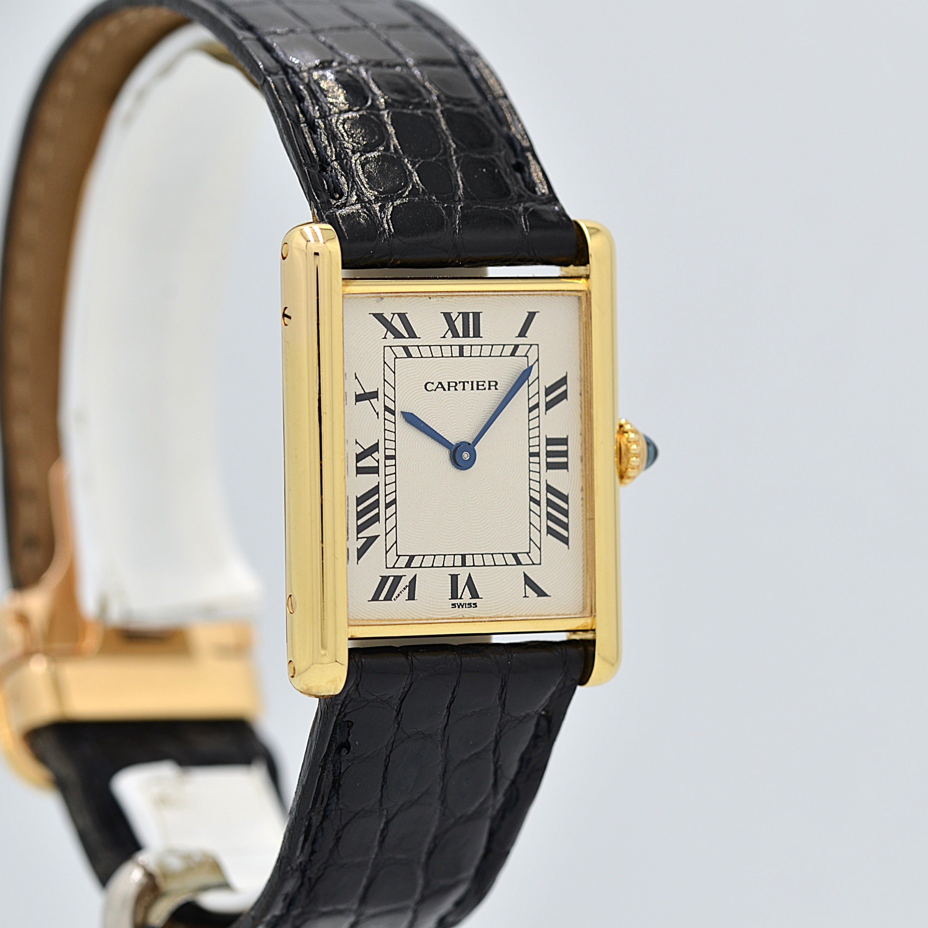 【Cartier】カルティエ タンクルイカルティエLM 18KYG エクストラフラット カルティエコンプリートサービス済み 純正18金製Dバックル、国際保証書付き