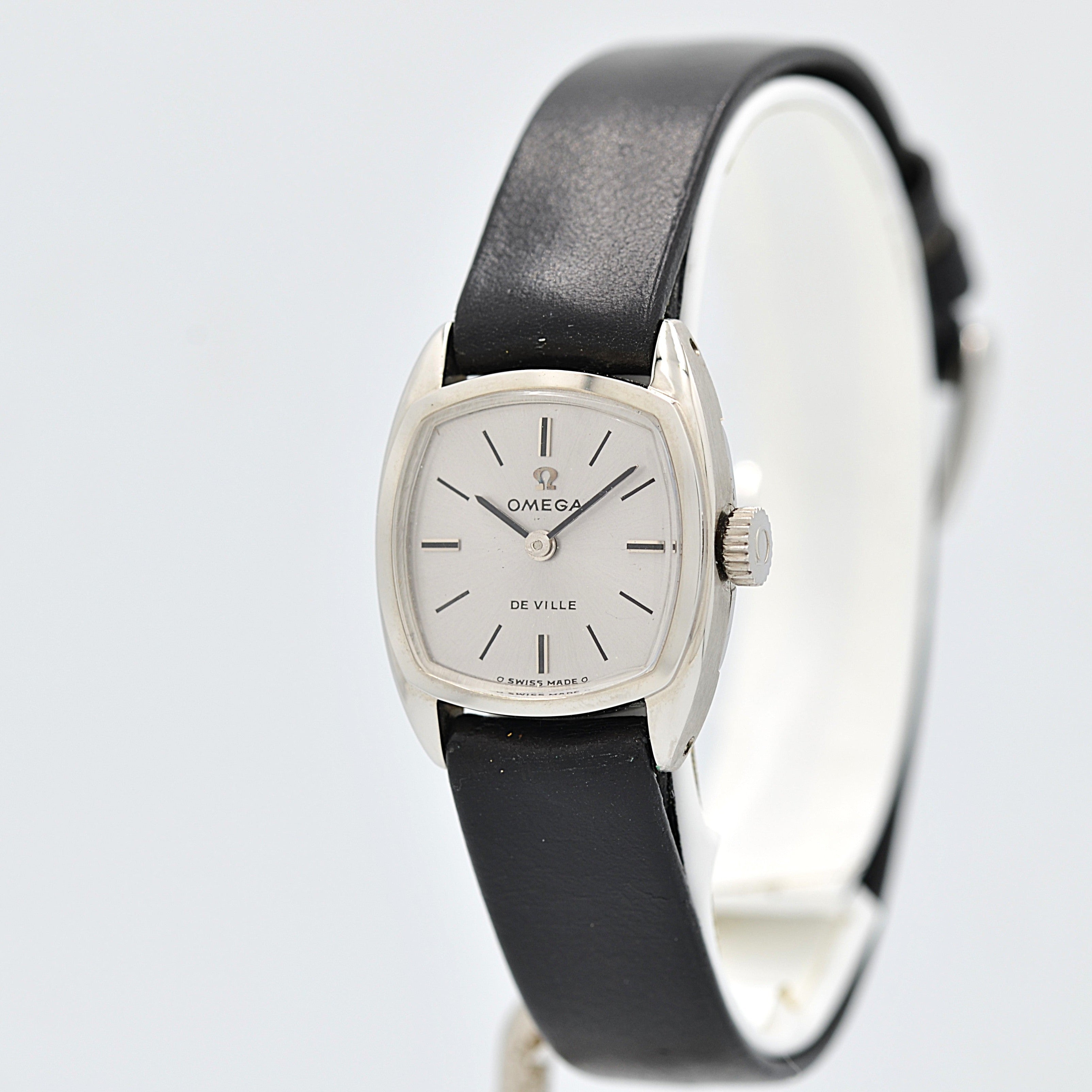 [Omega] 歐米茄碟飛系列不鏽鋼方形銀色腕錶，全新庫存，配件齊全