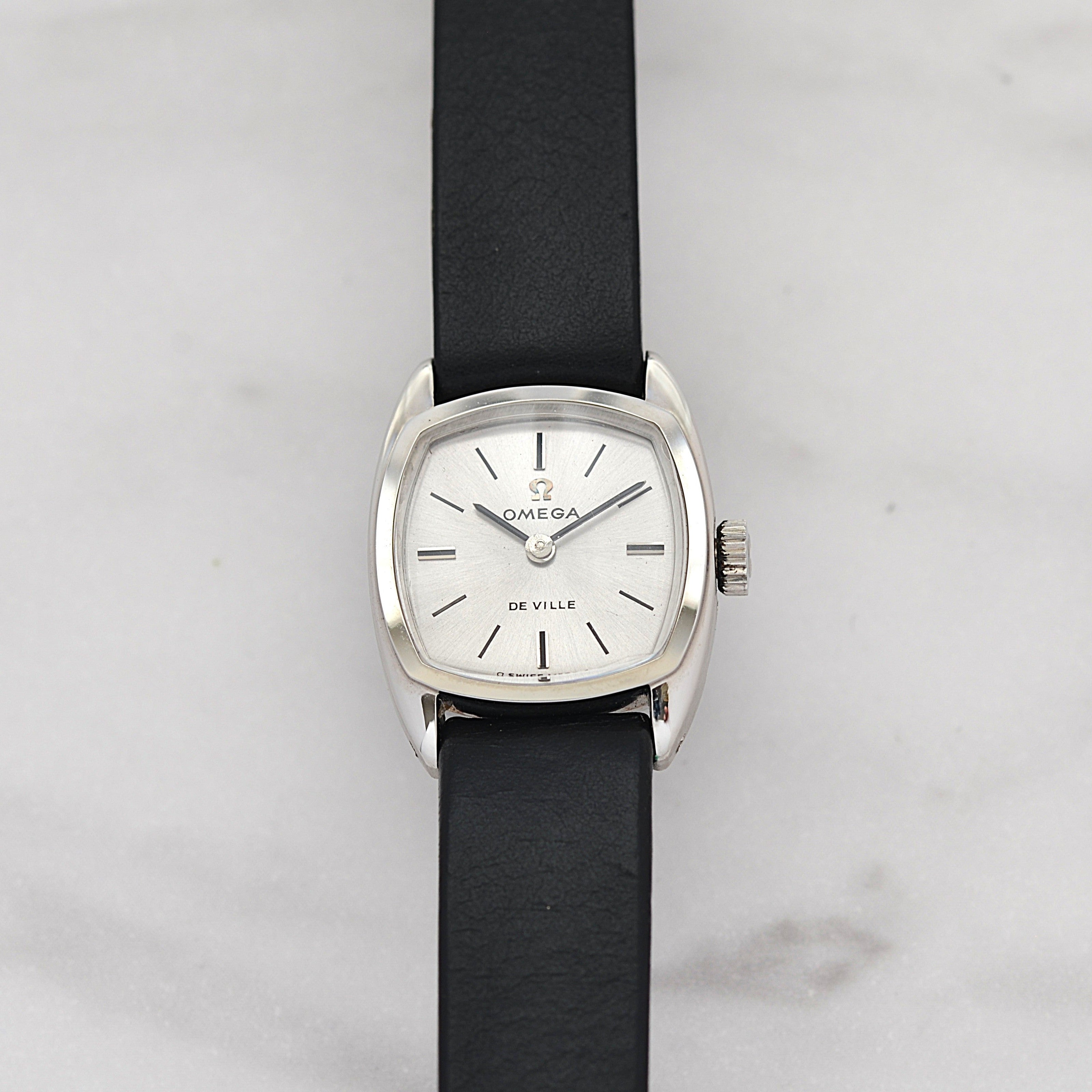 [Omega] 歐米茄碟飛系列不鏽鋼方形銀色腕錶，全新庫存，配件齊全