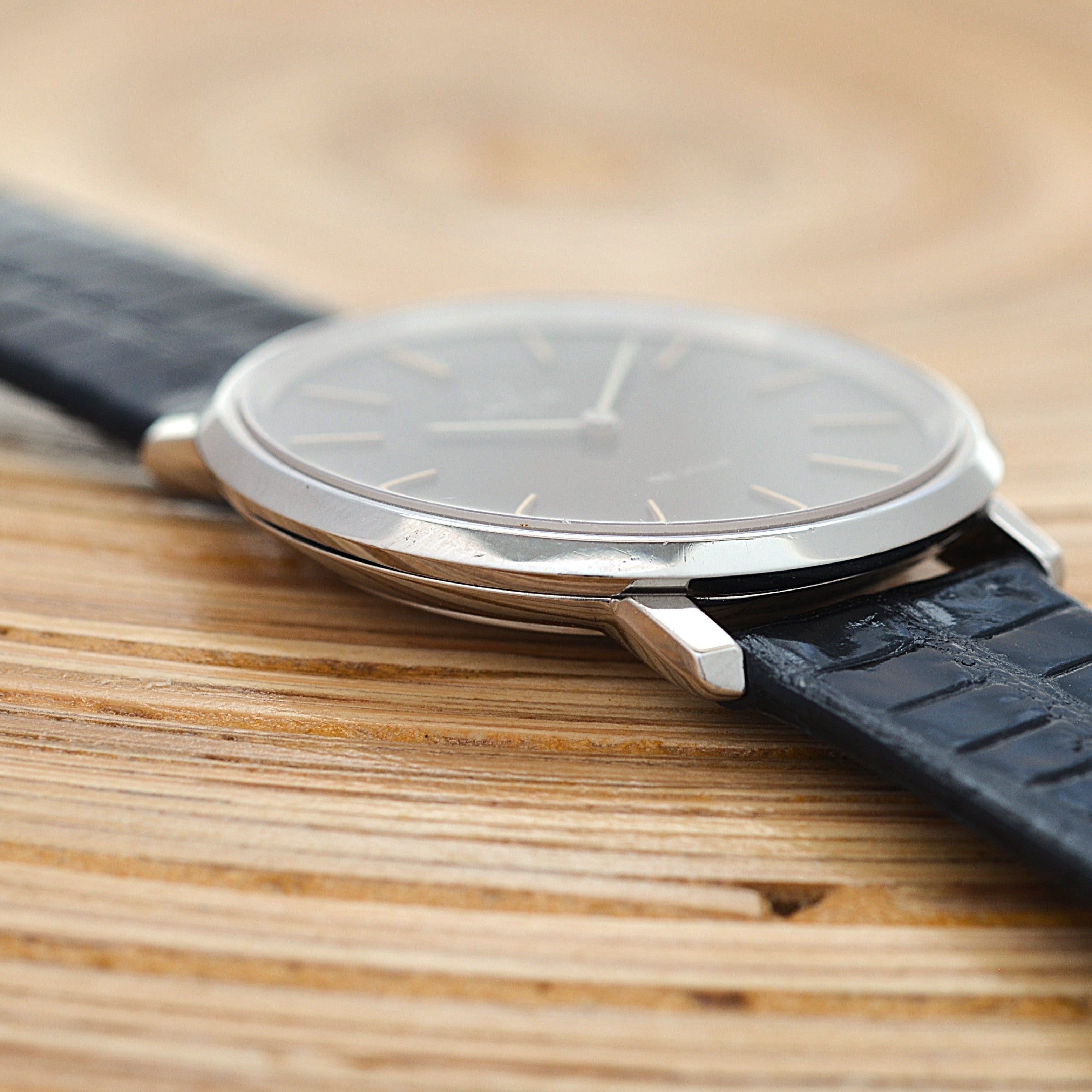 【OMEGA】オメガ デヴィル SS ラウンド Grey 純正尾錠付き