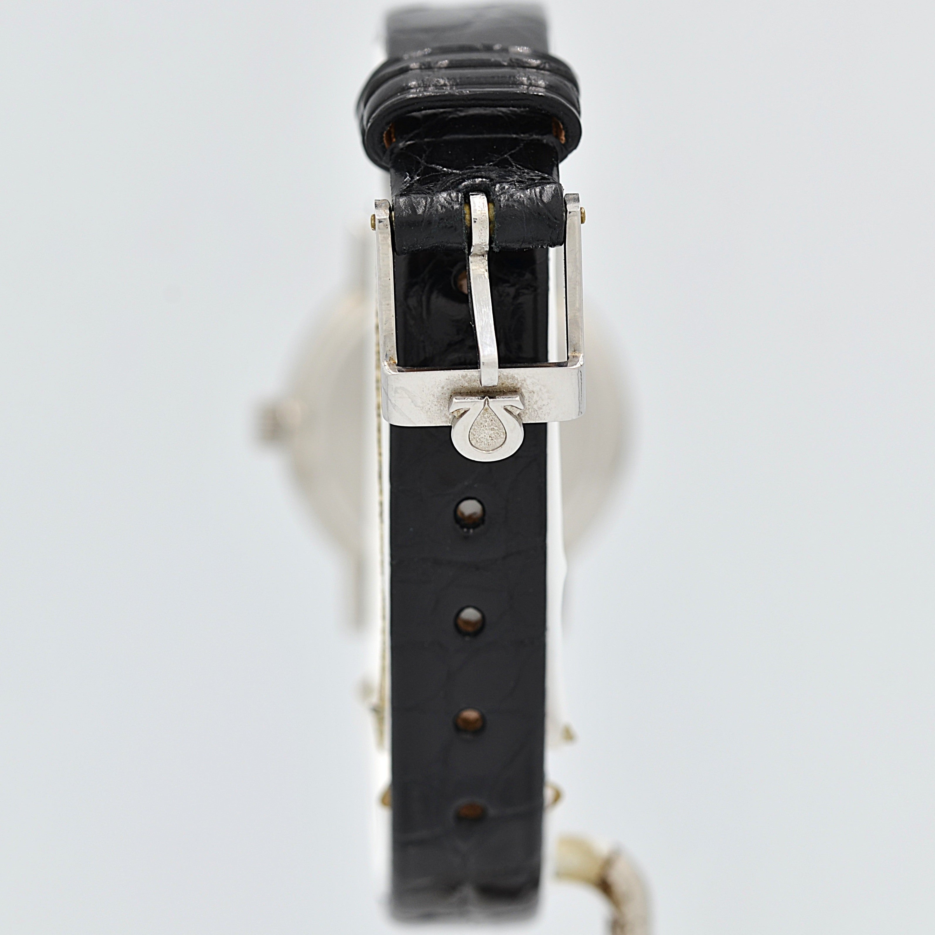 【OMEGA】オメガ ジュネーヴ SS ラウンド Silver Arabic 純正尾錠付き