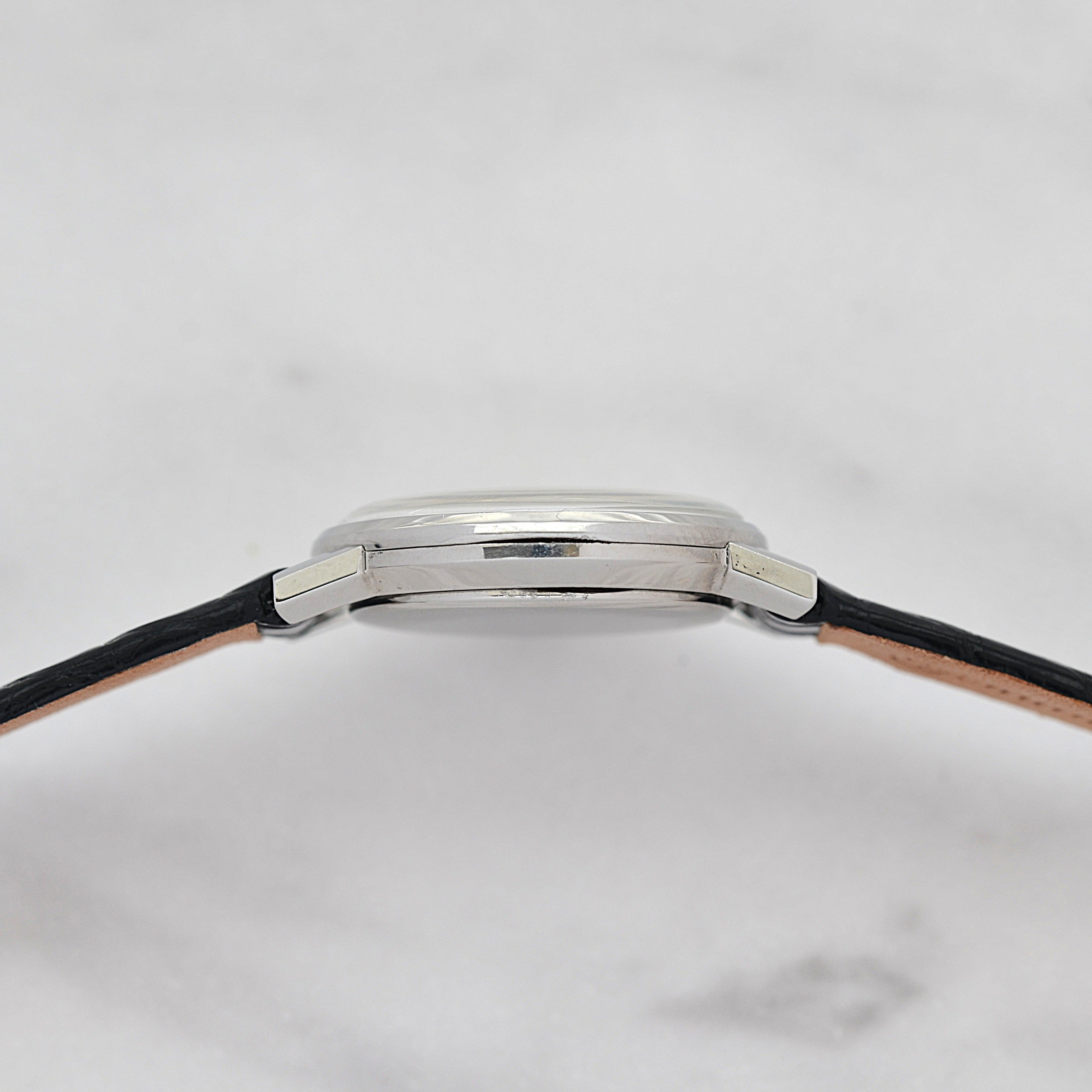 【OMEGA】オメガ ジュネーヴ SS ラウンド Silver Arabic 純正尾錠付き