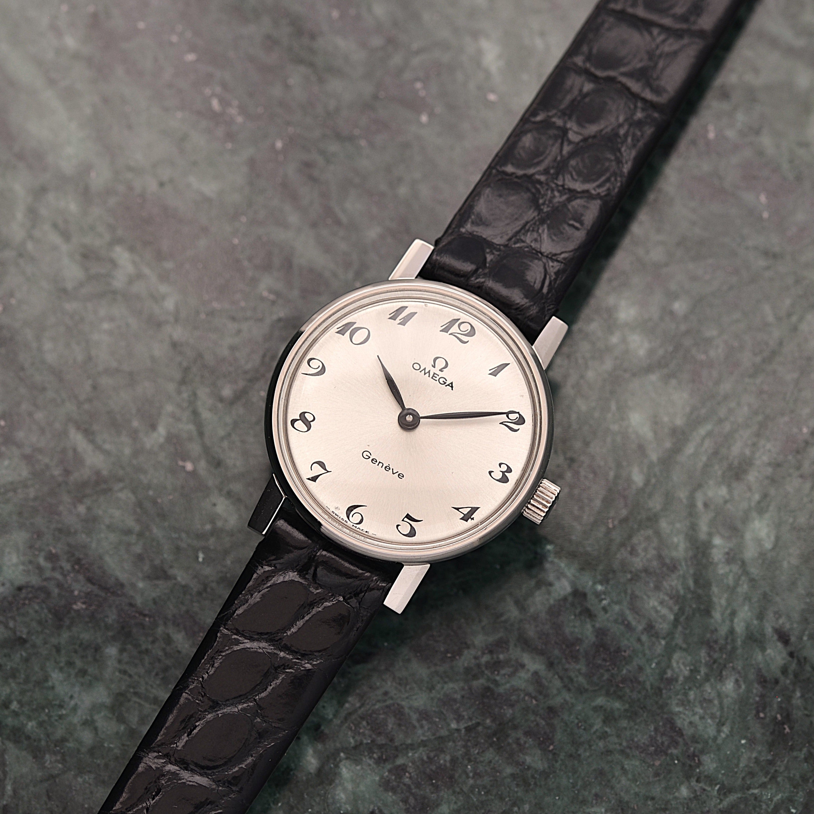 【OMEGA】オメガ ジュネーヴ SS ラウンド Silver Arabic 純正尾錠付き