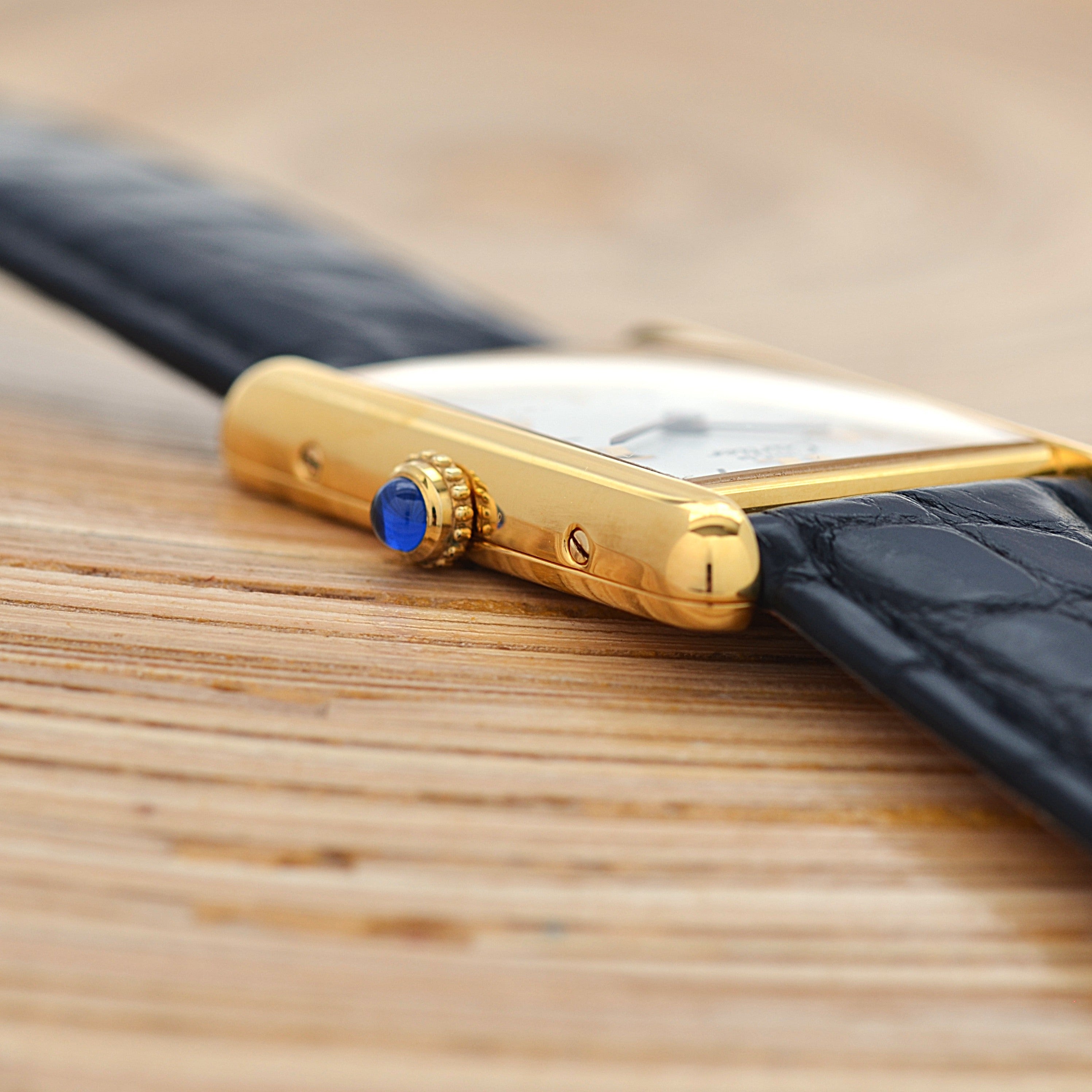 【Cartier】カルティエ マストタンクLM 飛びアラビア文字盤 純正Dバックル付き