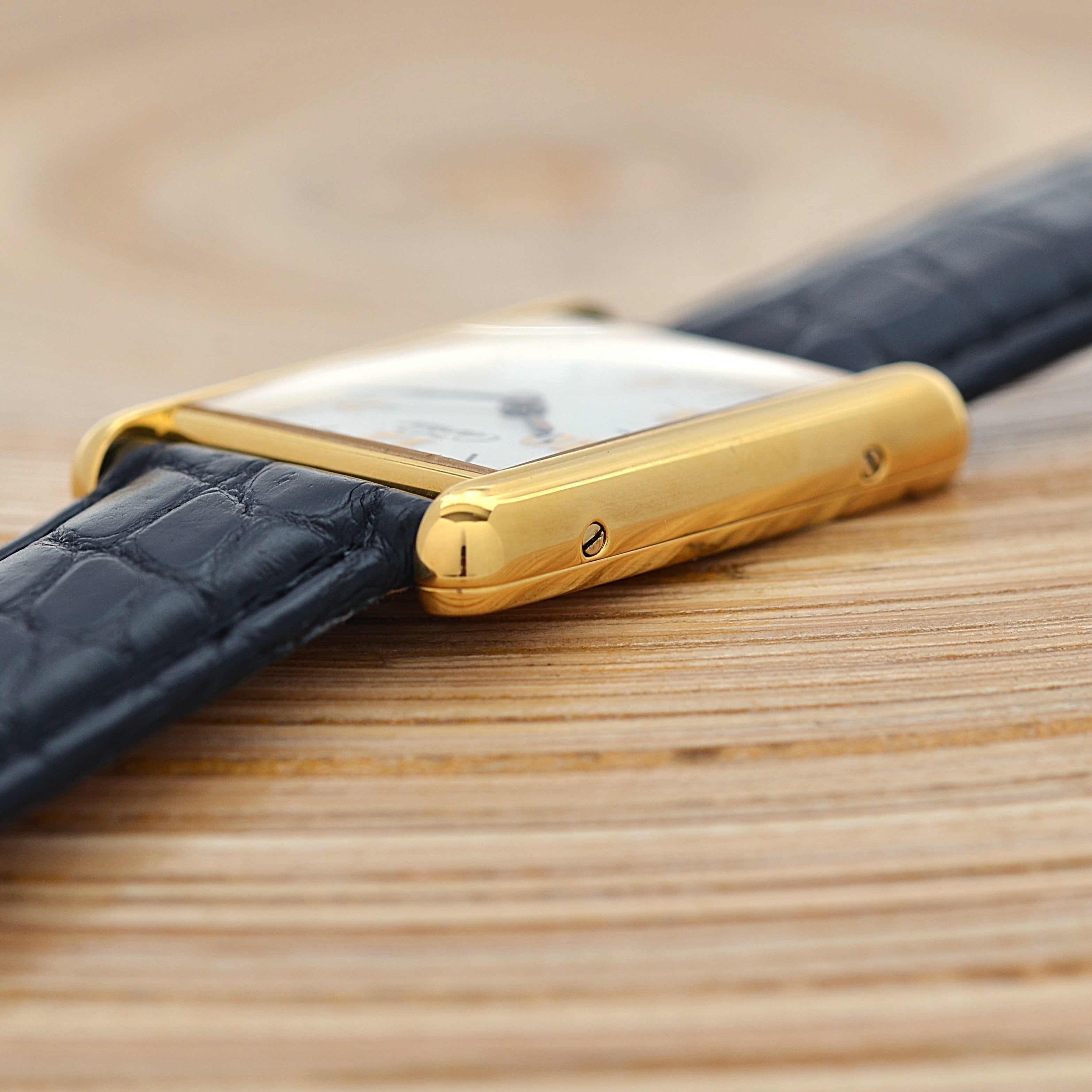 【Cartier】カルティエ マストタンクLM 飛びアラビア文字盤 純正Dバックル付き