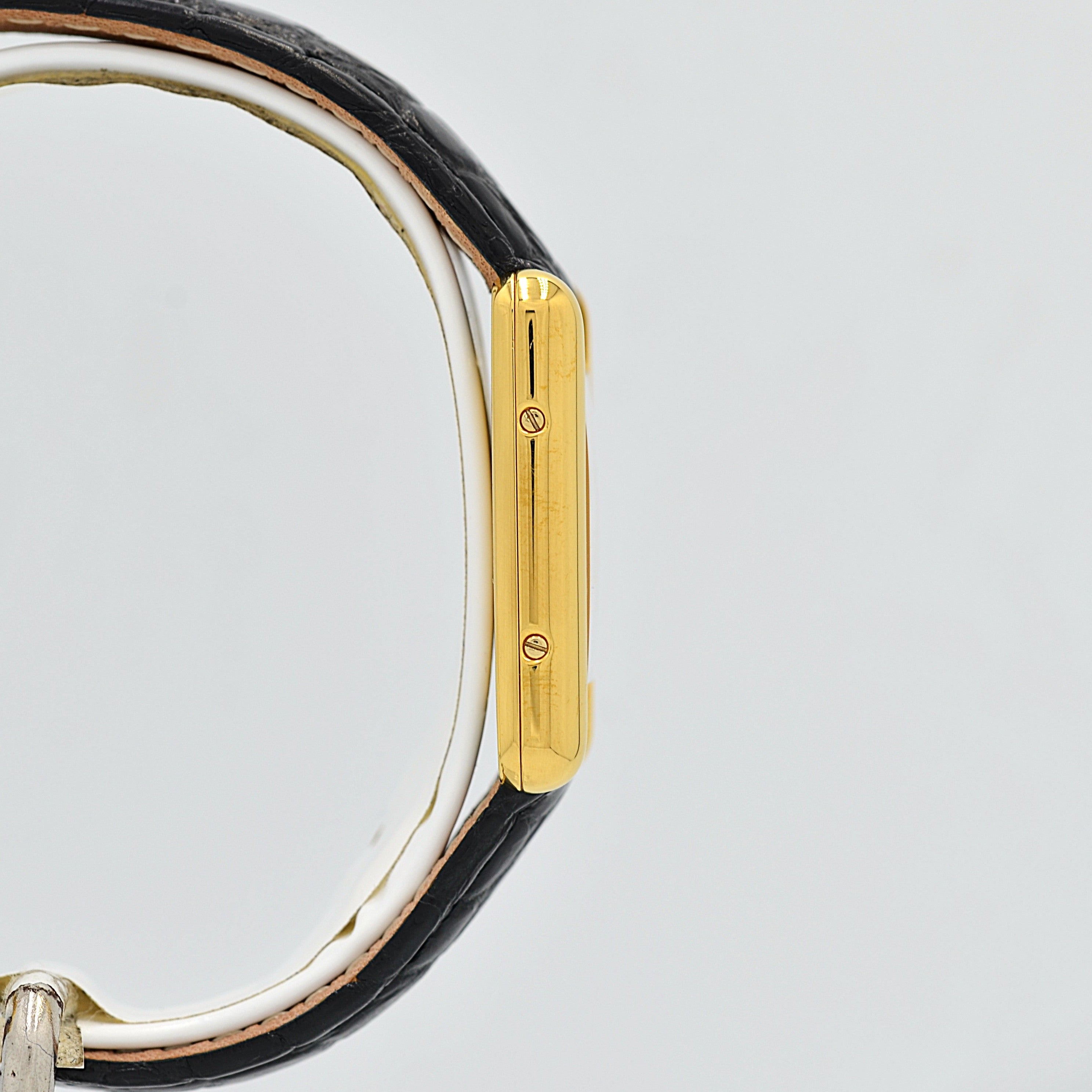 [卡地亞] 卡地亞 Must Tank SM Flying Arabic 腕錶，配真 D 型扣