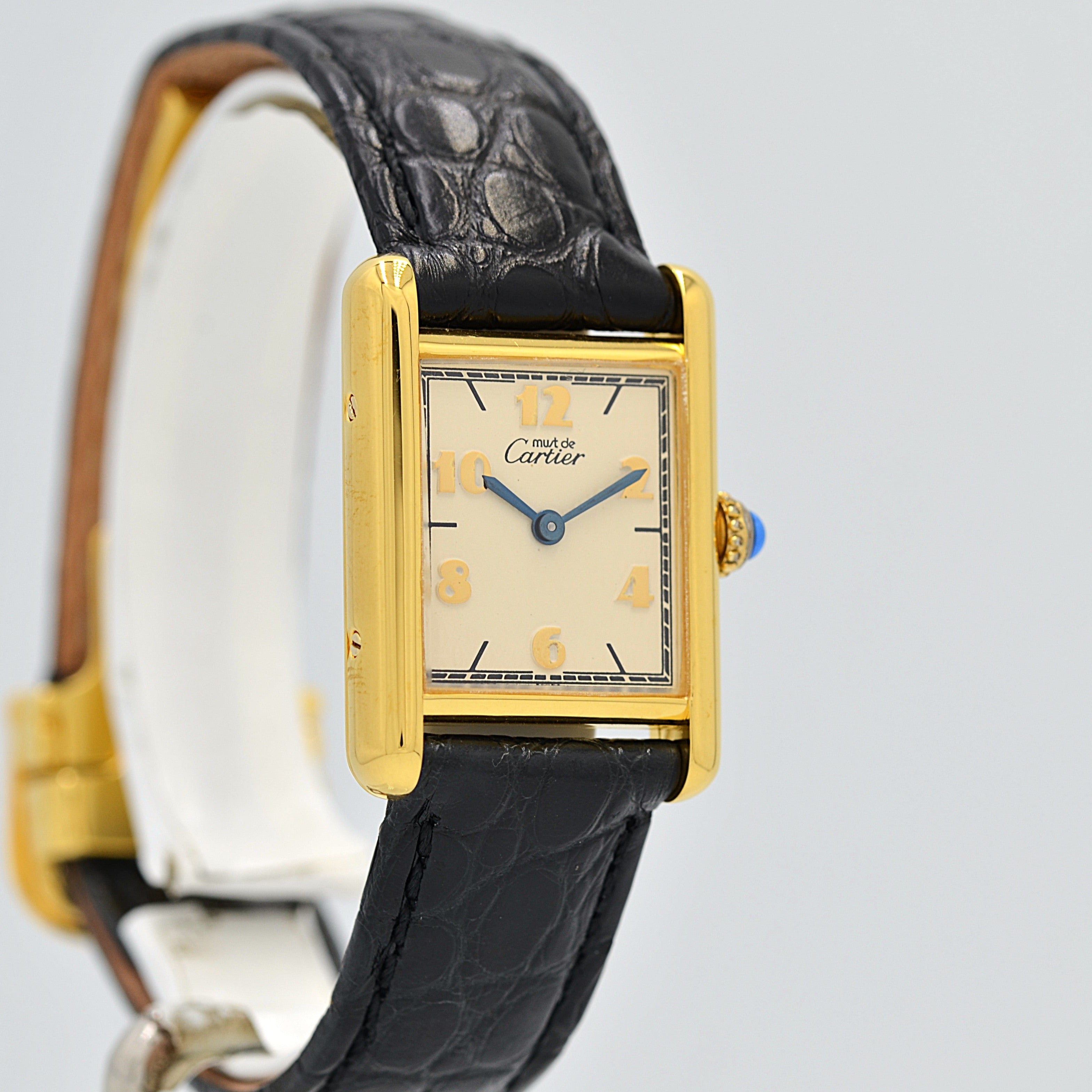 [卡地亞] 卡地亞 Must Tank SM Flying Arabic 腕錶，配真 D 型扣