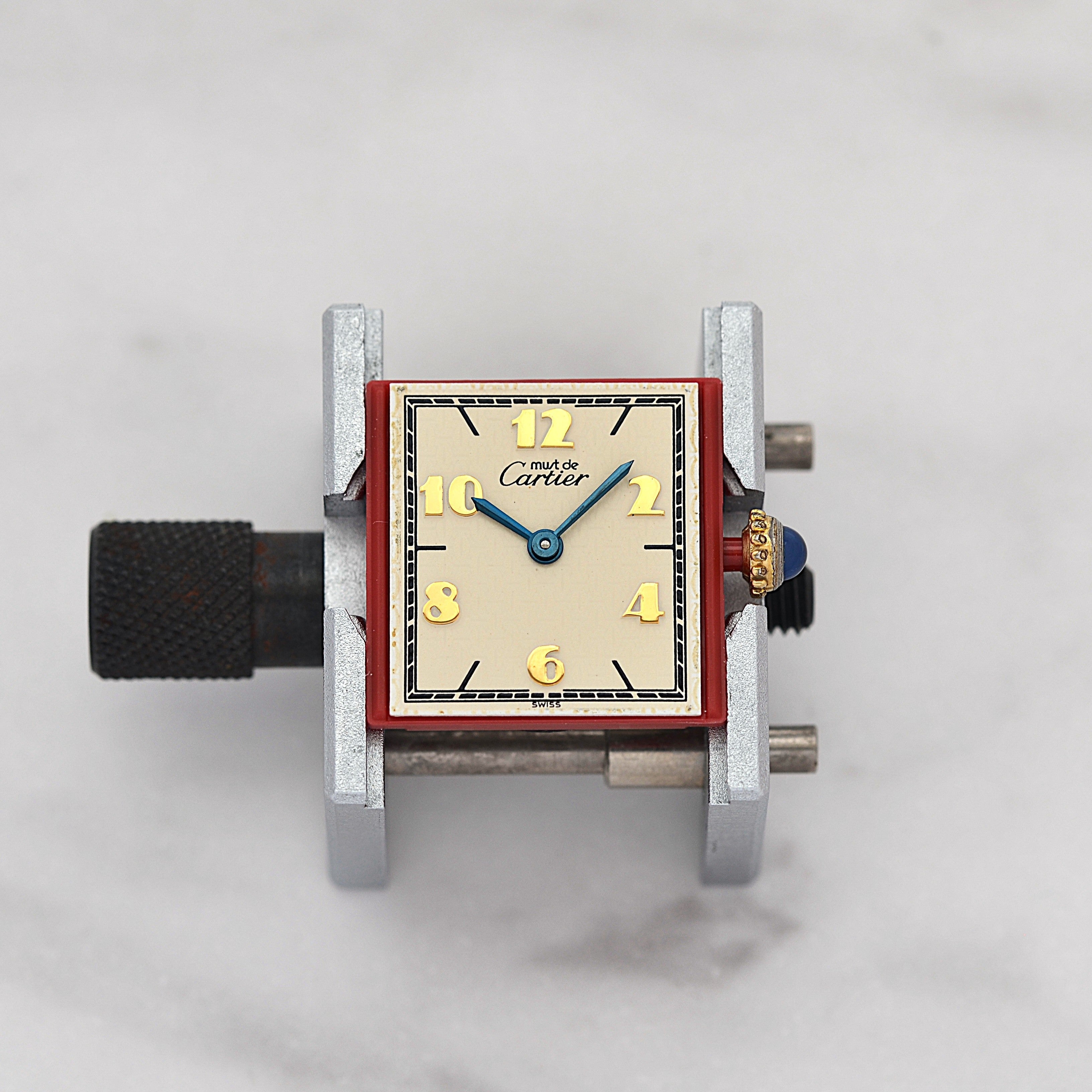 [卡地亞] 卡地亞 Must Tank SM Flying Arabic 腕錶，配真 D 型扣
