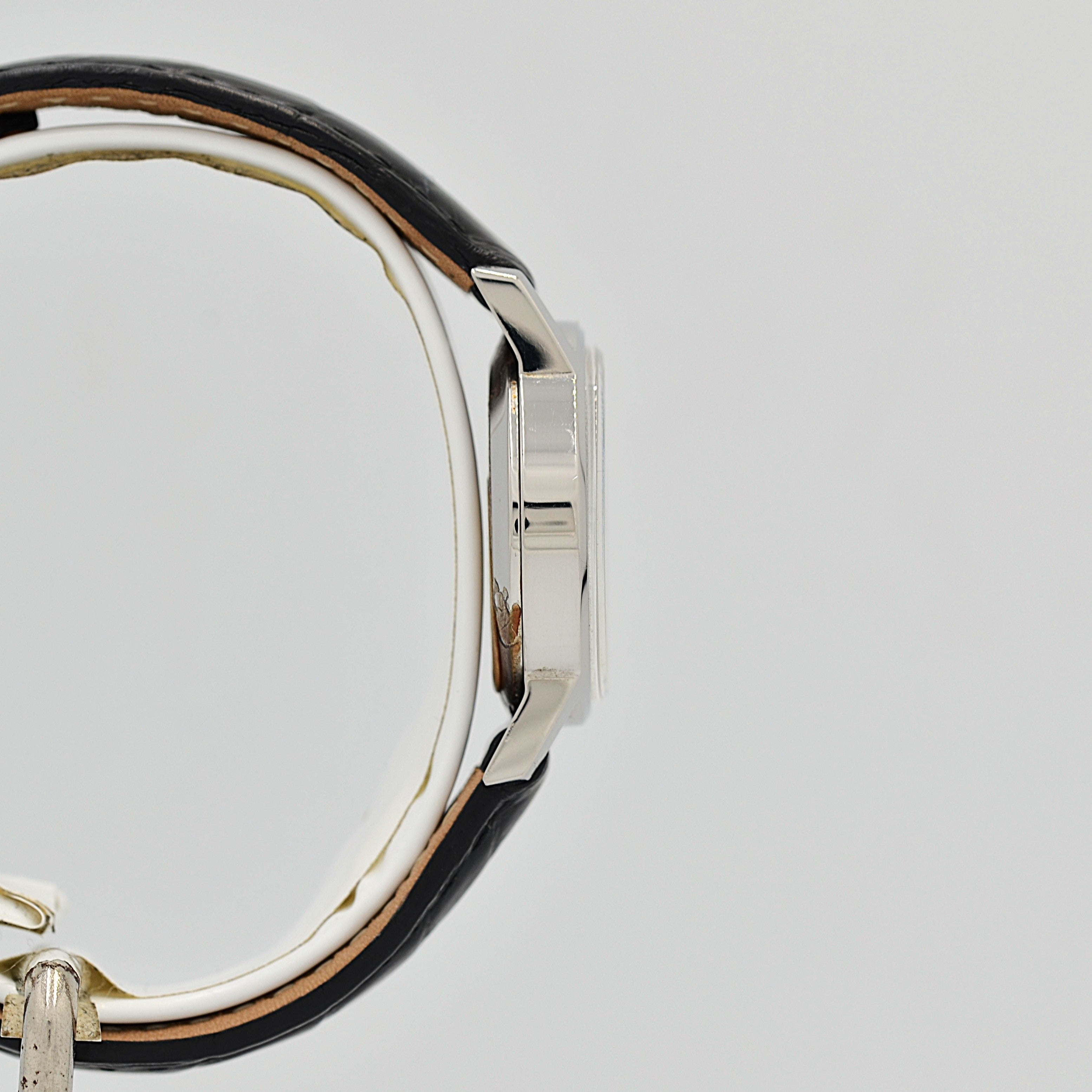 [Omega] 歐米茄碟飛系列不鏽鋼橢圓形銀色腕錶，全新庫存，所有配件齊全