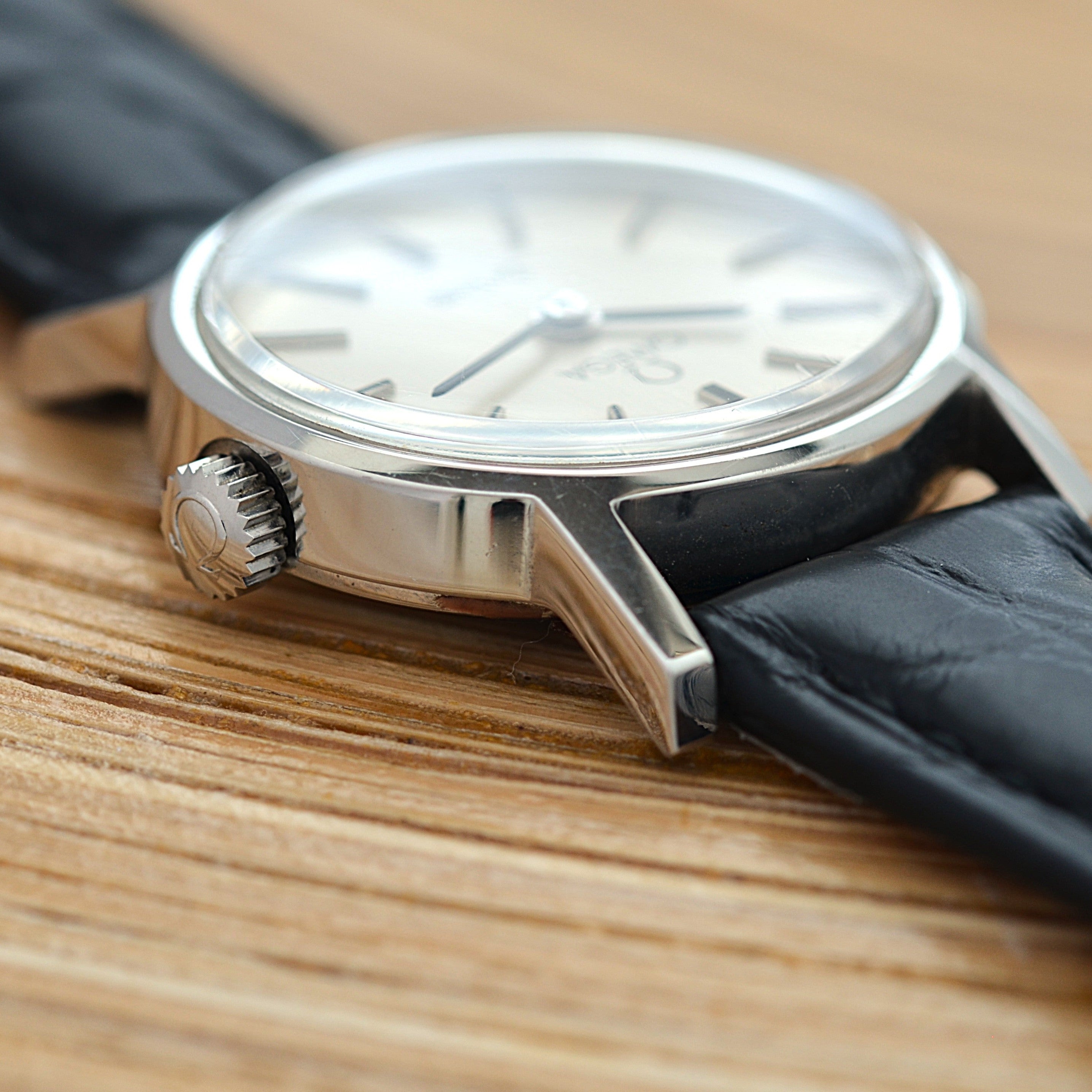 [Omega] 歐米茄碟飛系列不鏽鋼橢圓形銀色腕錶，全新庫存，所有配件齊全