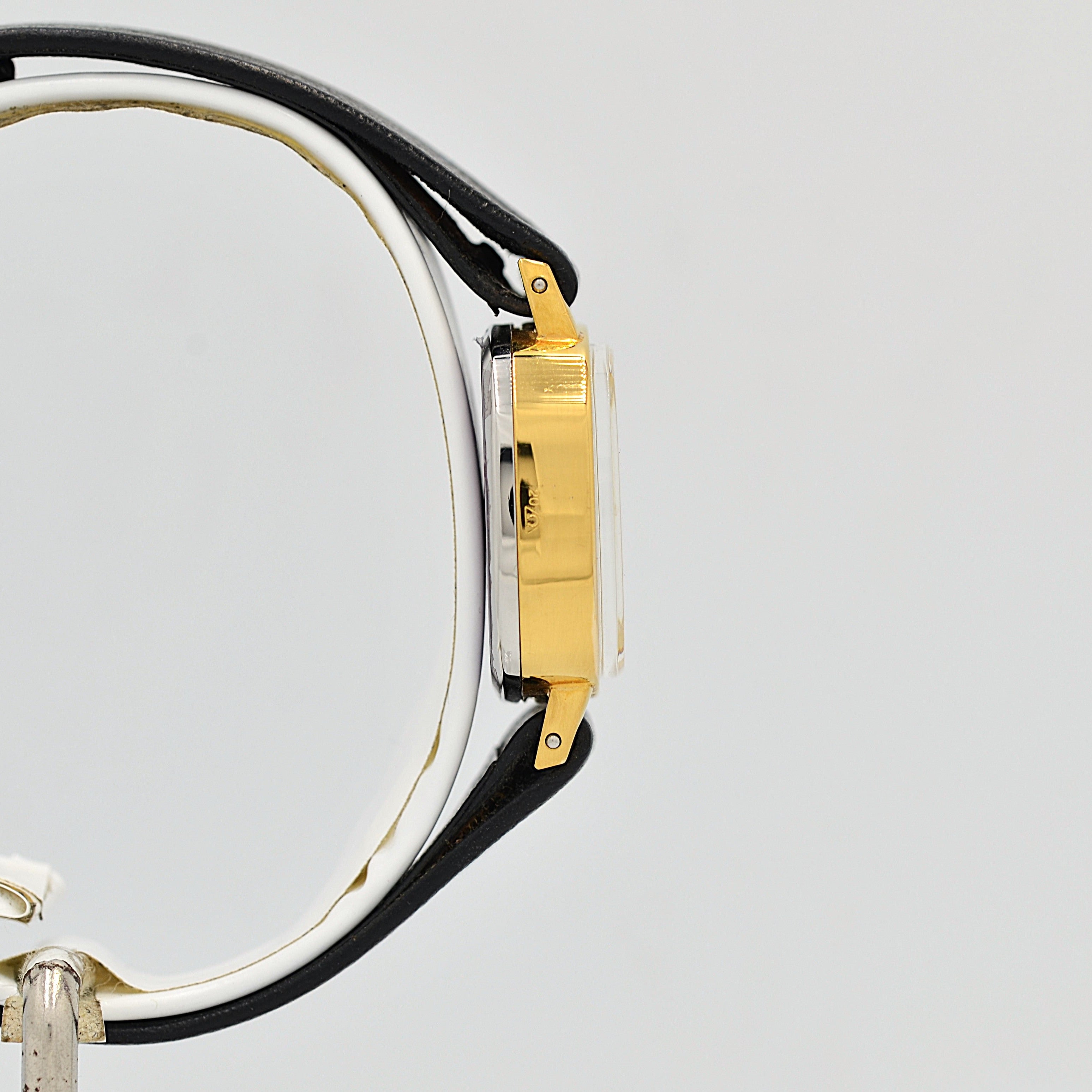 【OMEGA】オメガ デヴィル GP テレビスクリーンケース Gold デッドストック 純正尾錠付き