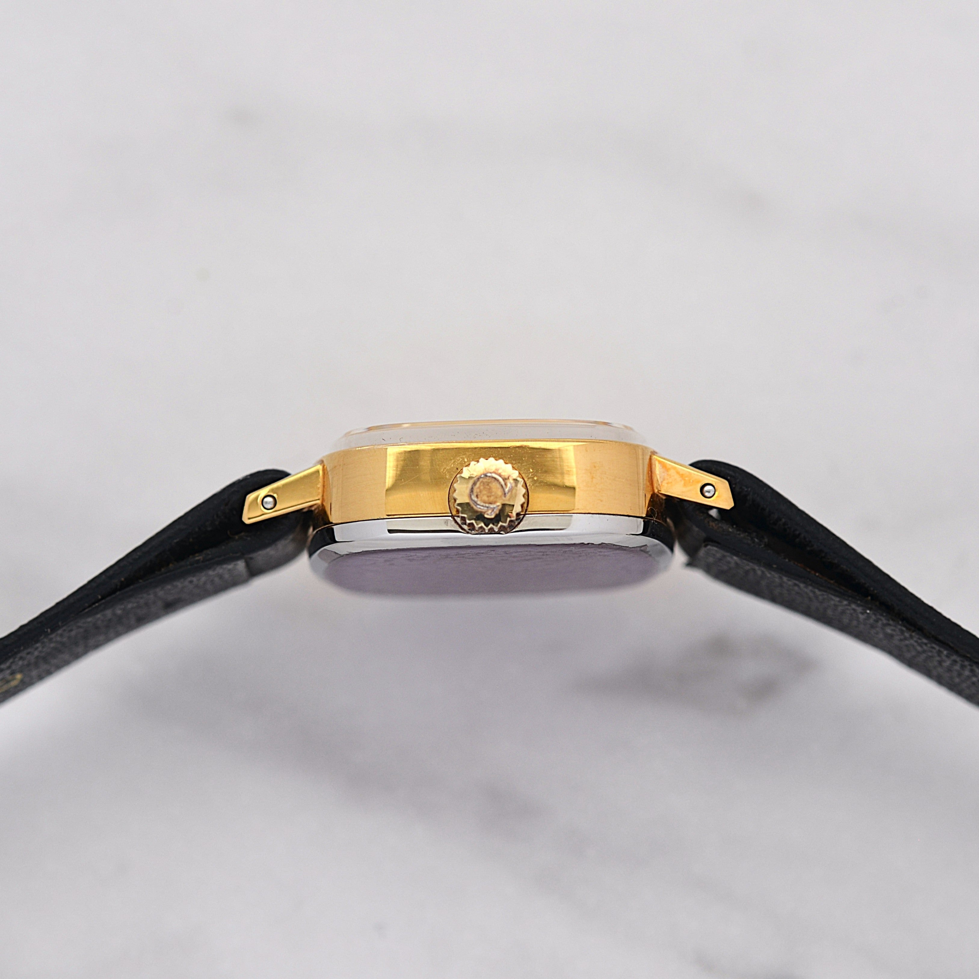 【OMEGA】オメガ デヴィル GP テレビスクリーンケース Gold デッドストック 純正尾錠付き