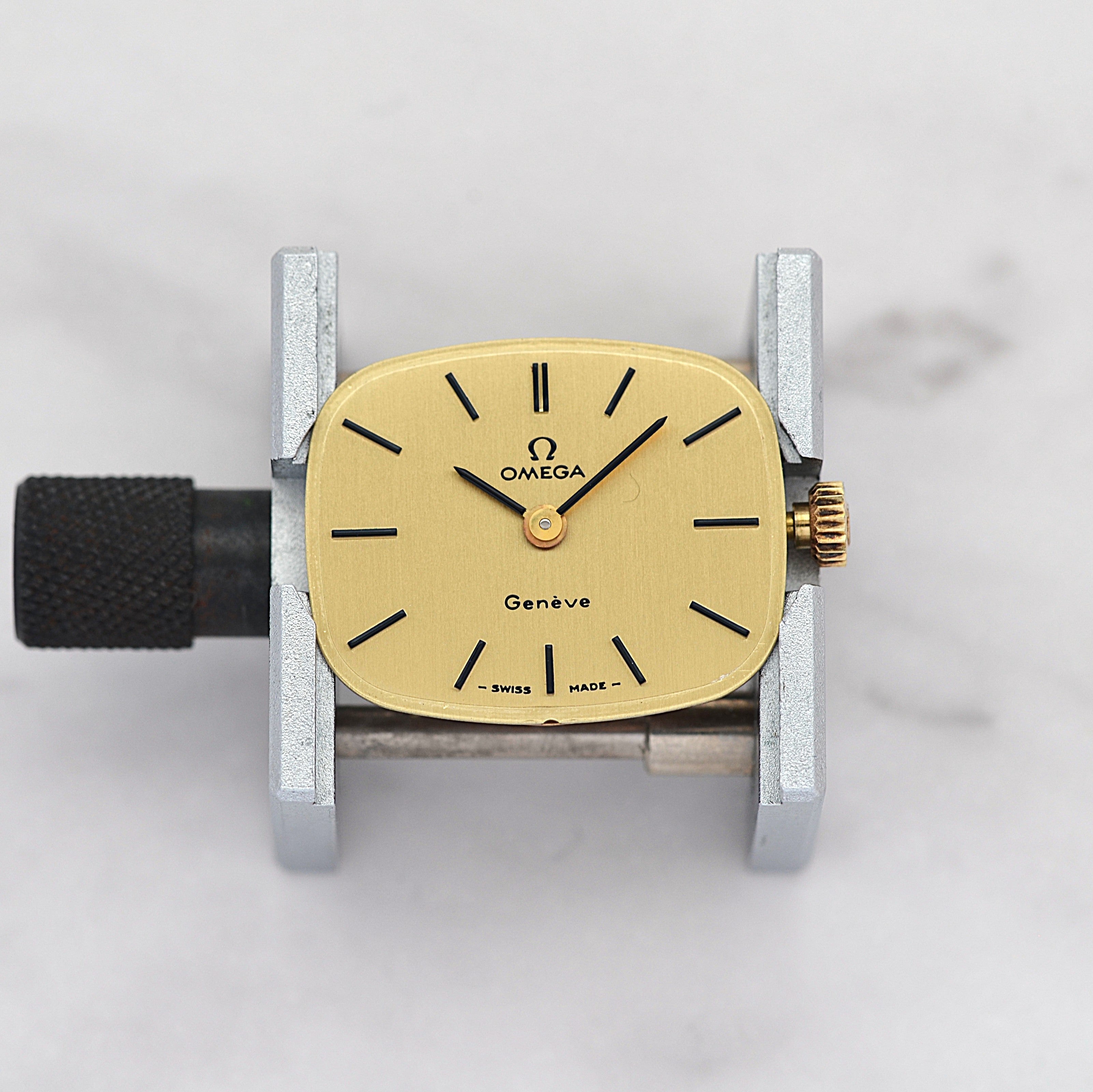 【OMEGA】オメガ デヴィル GP テレビスクリーンケース Gold デッドストック 純正尾錠付き