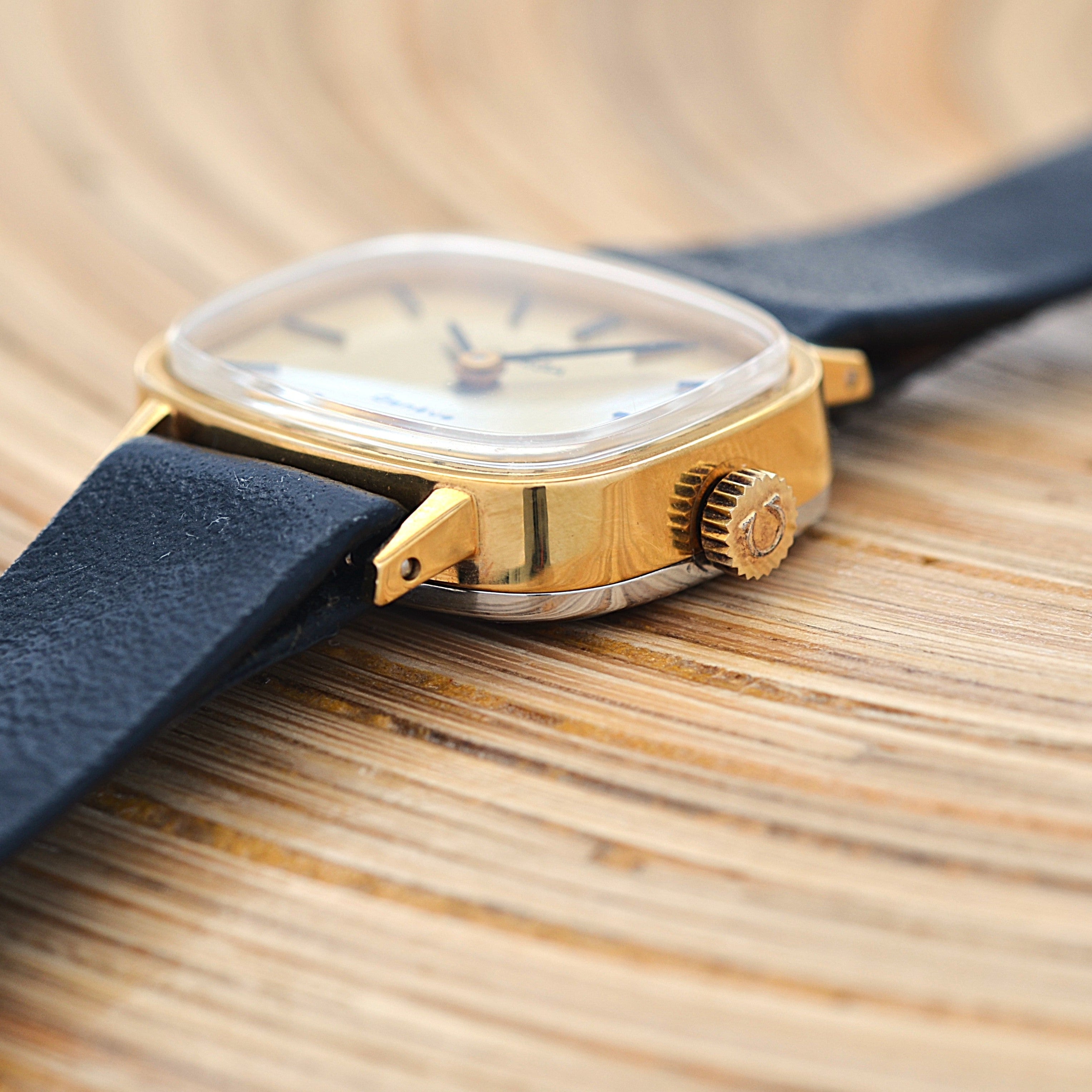 【OMEGA】オメガ デヴィル GP テレビスクリーンケース Gold デッドストック 純正尾錠付き