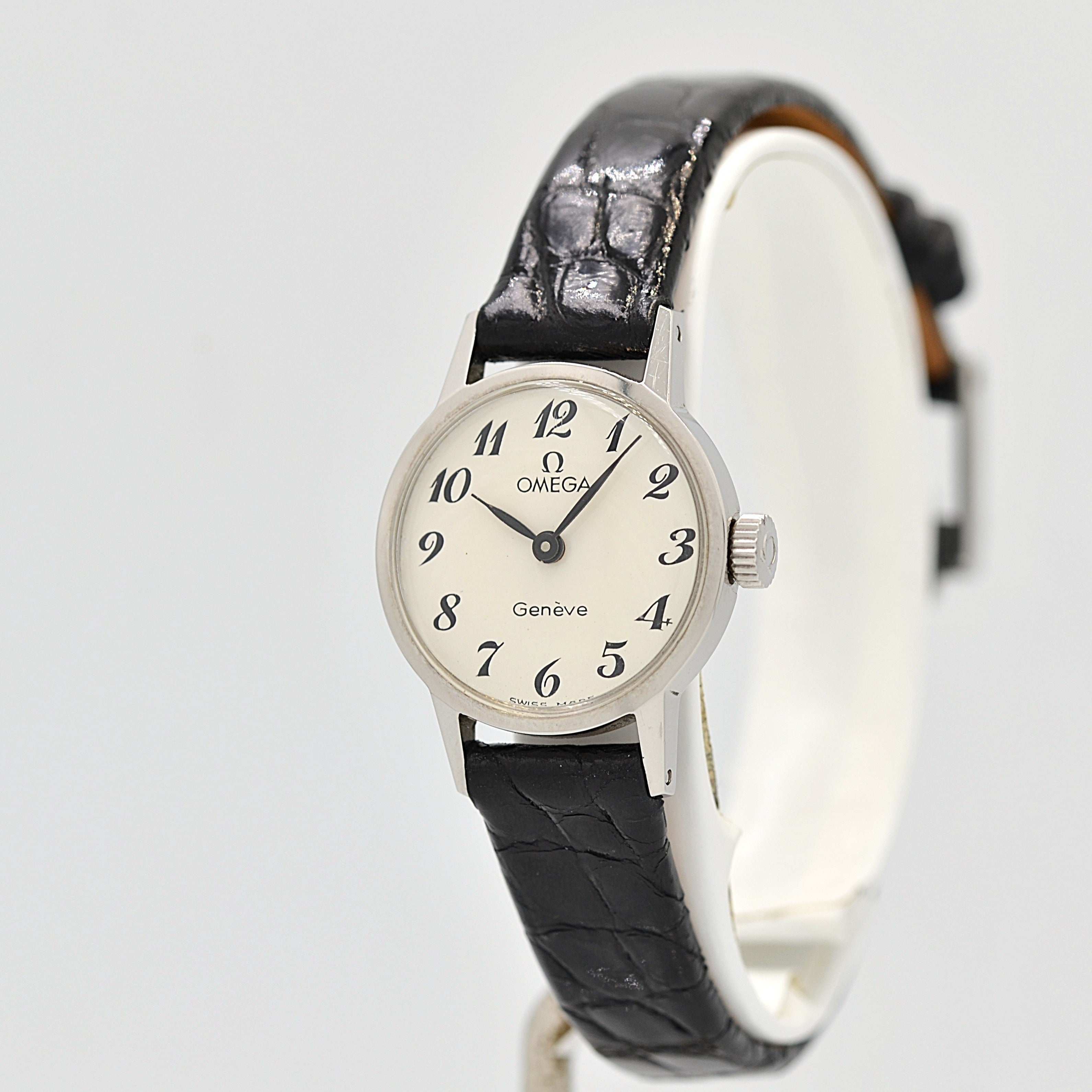 [OMEGA] Omega Geneva Stainless Steel Round White Arabic Deadstock with Genuine Buckle