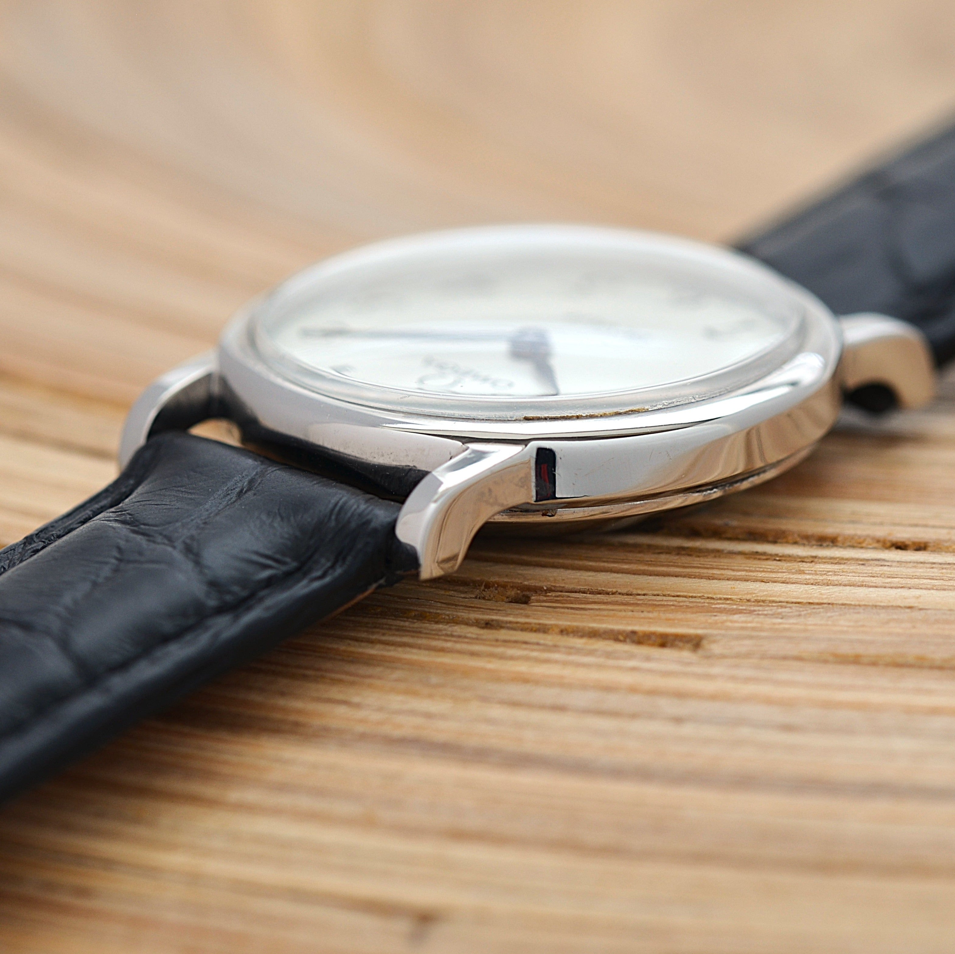 【OMEGA】オメガ デヴィル SS ラウンド White Arabic 純正尾錠付き