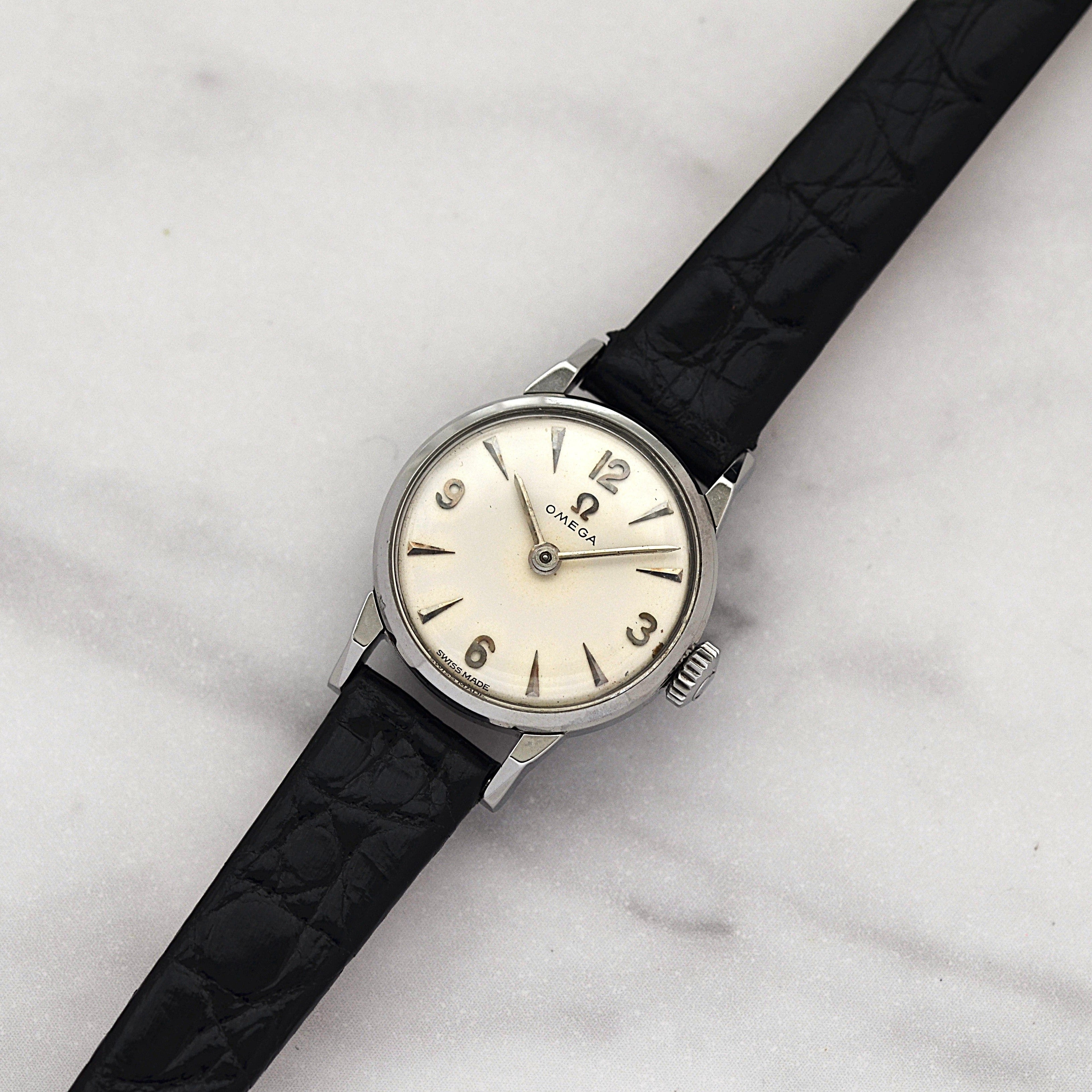 [OMEGA] Omega Round Model Stainless Steel Women's Sizes 12, 3, 6, 9 Silver with Genuine Buckle