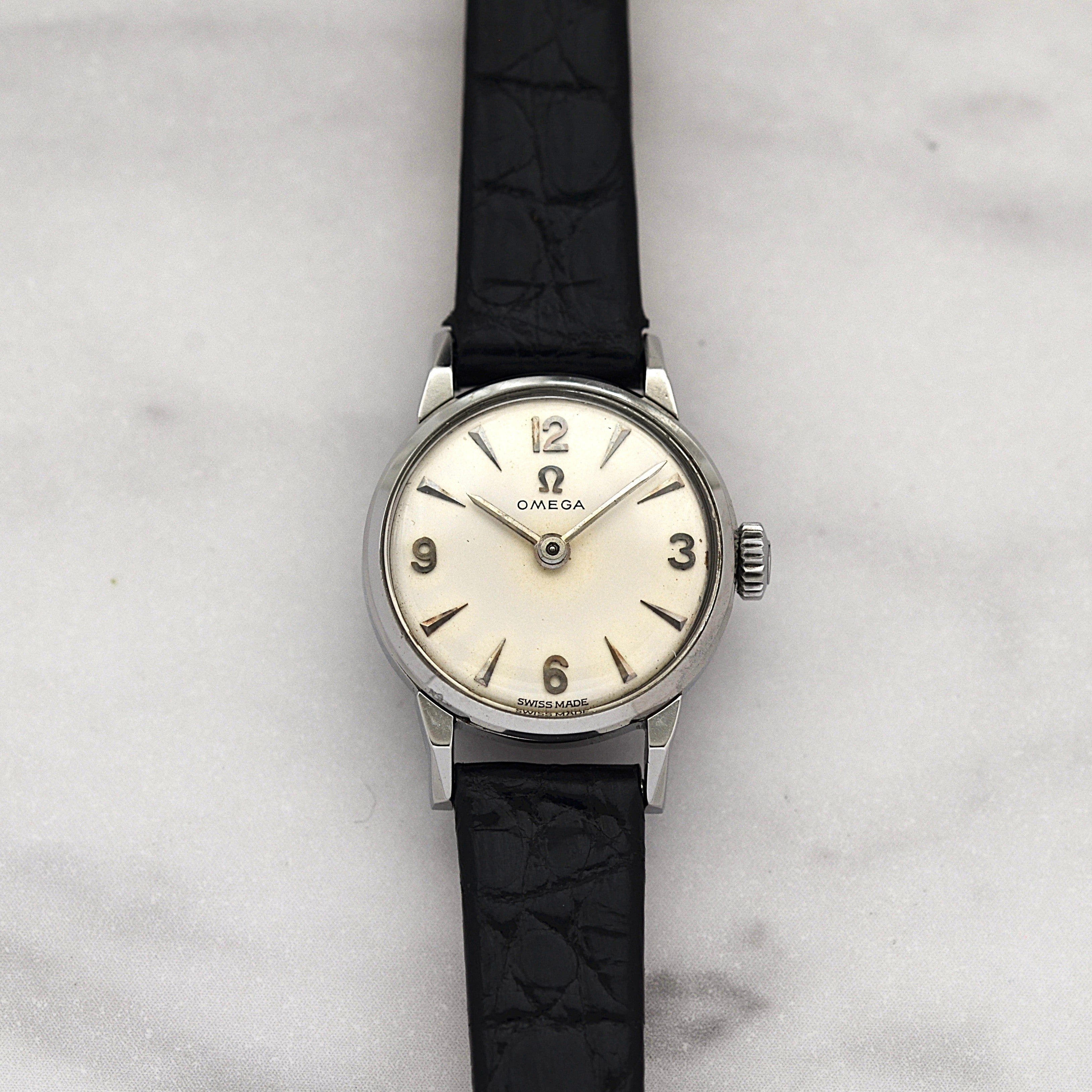 [OMEGA] Omega Round Model Stainless Steel Women's Sizes 12, 3, 6, 9 Silver with Genuine Buckle