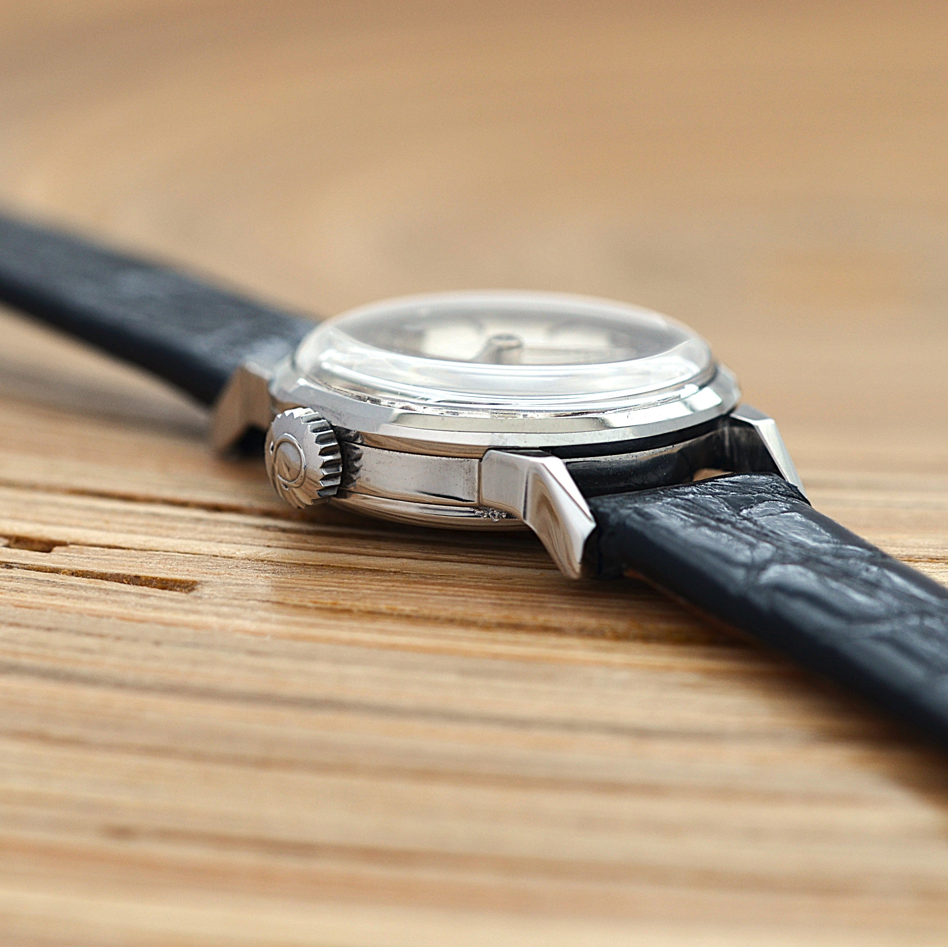 [OMEGA] Omega Round Model Stainless Steel Women's Sizes 12, 3, 6, 9 Silver with Genuine Buckle