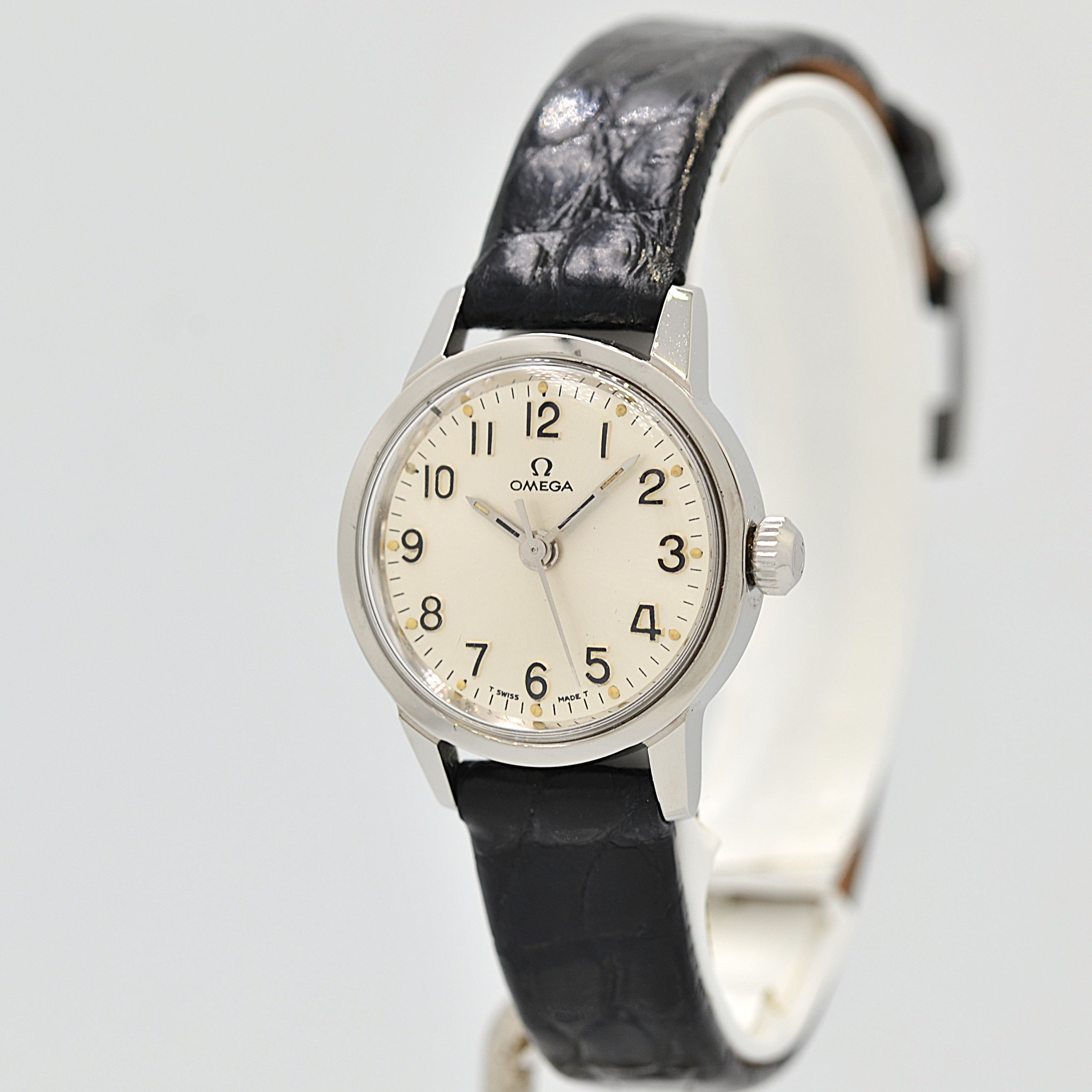 [OMEGA] Omega Round Model Stainless Steel Women's Size Silver Upright Arabic with Genuine Buckle