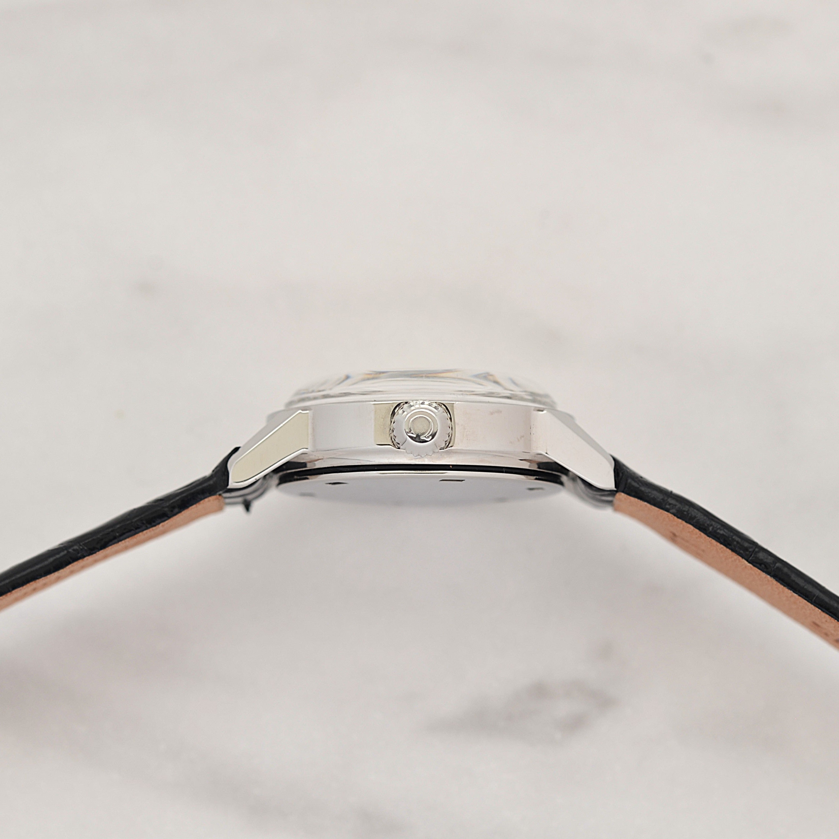 [OMEGA] Omega Round Model Stainless Steel Women's Size Silver Upright Arabic with Genuine Buckle