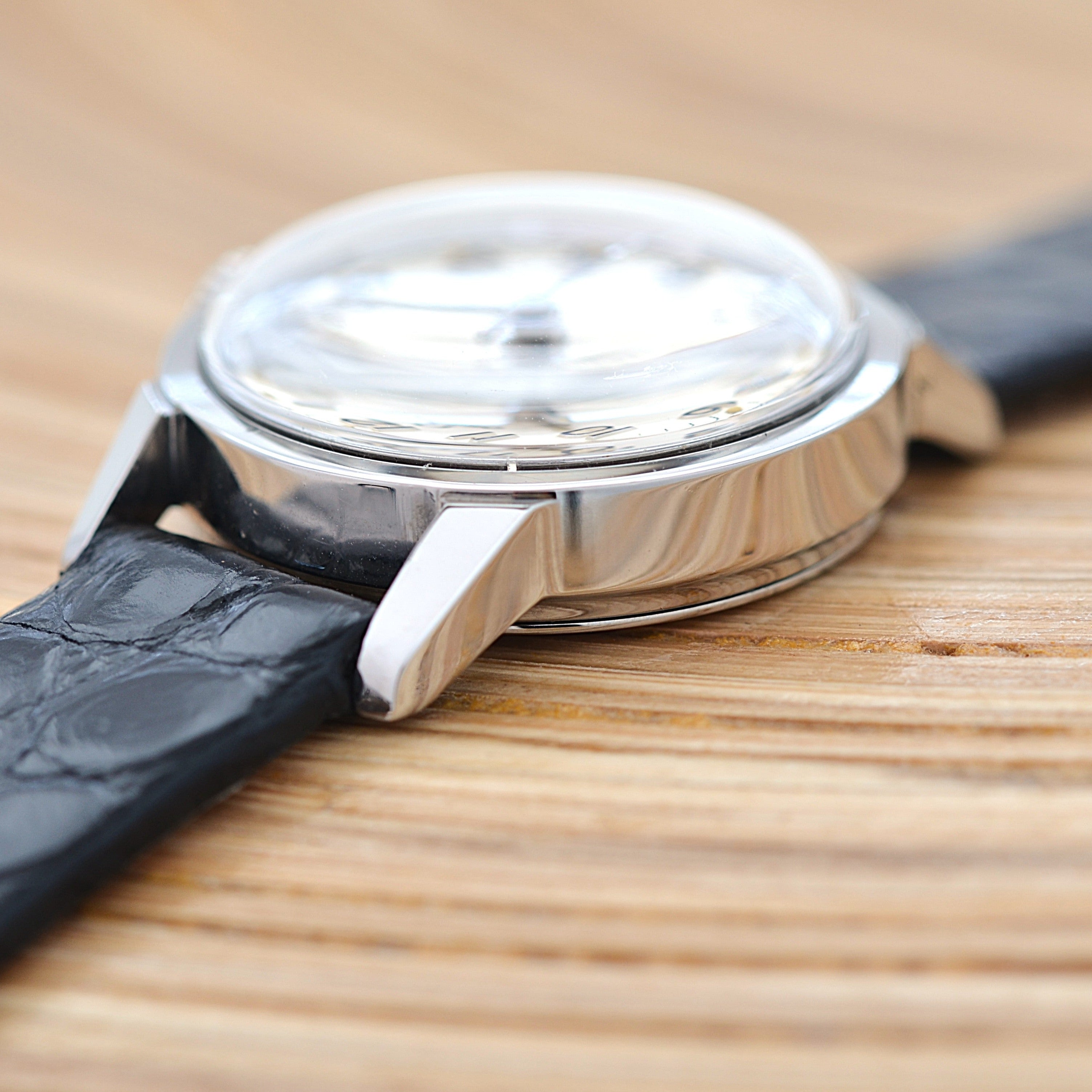 [OMEGA] Omega Round Model Stainless Steel Women's Size Silver Upright Arabic with Genuine Buckle