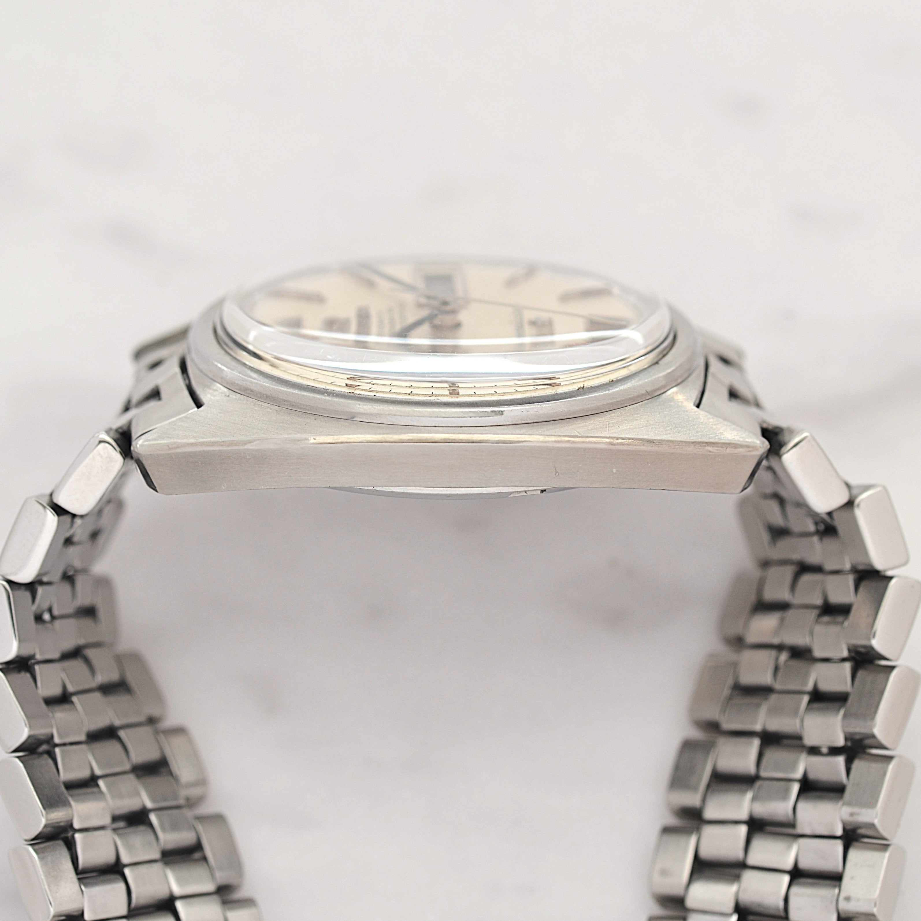 【OMEGA】オメガ コンステレーションデイデイト Cライン Silver bark dial