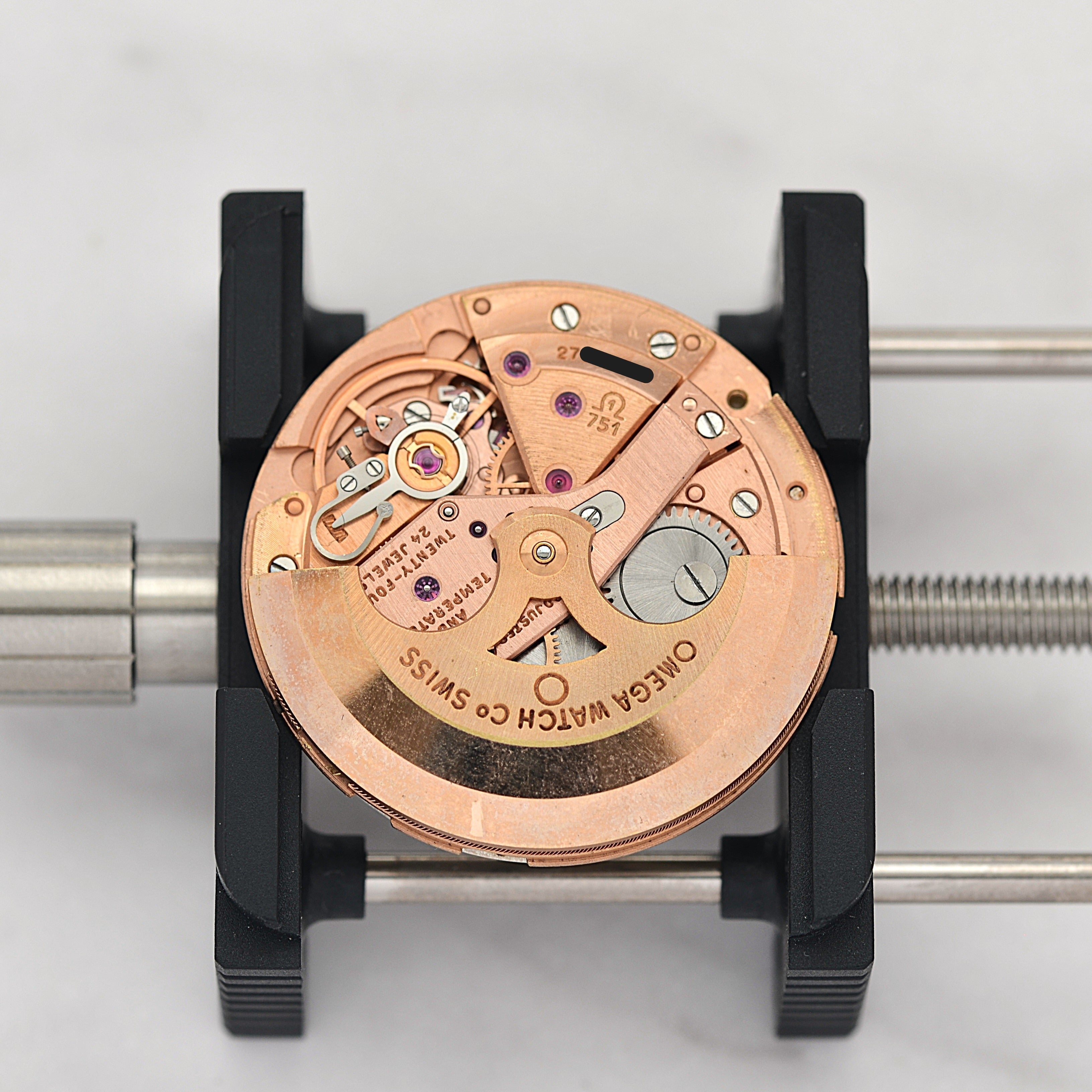 【OMEGA】オメガ コンステレーションデイデイト Cライン Silver bark dial