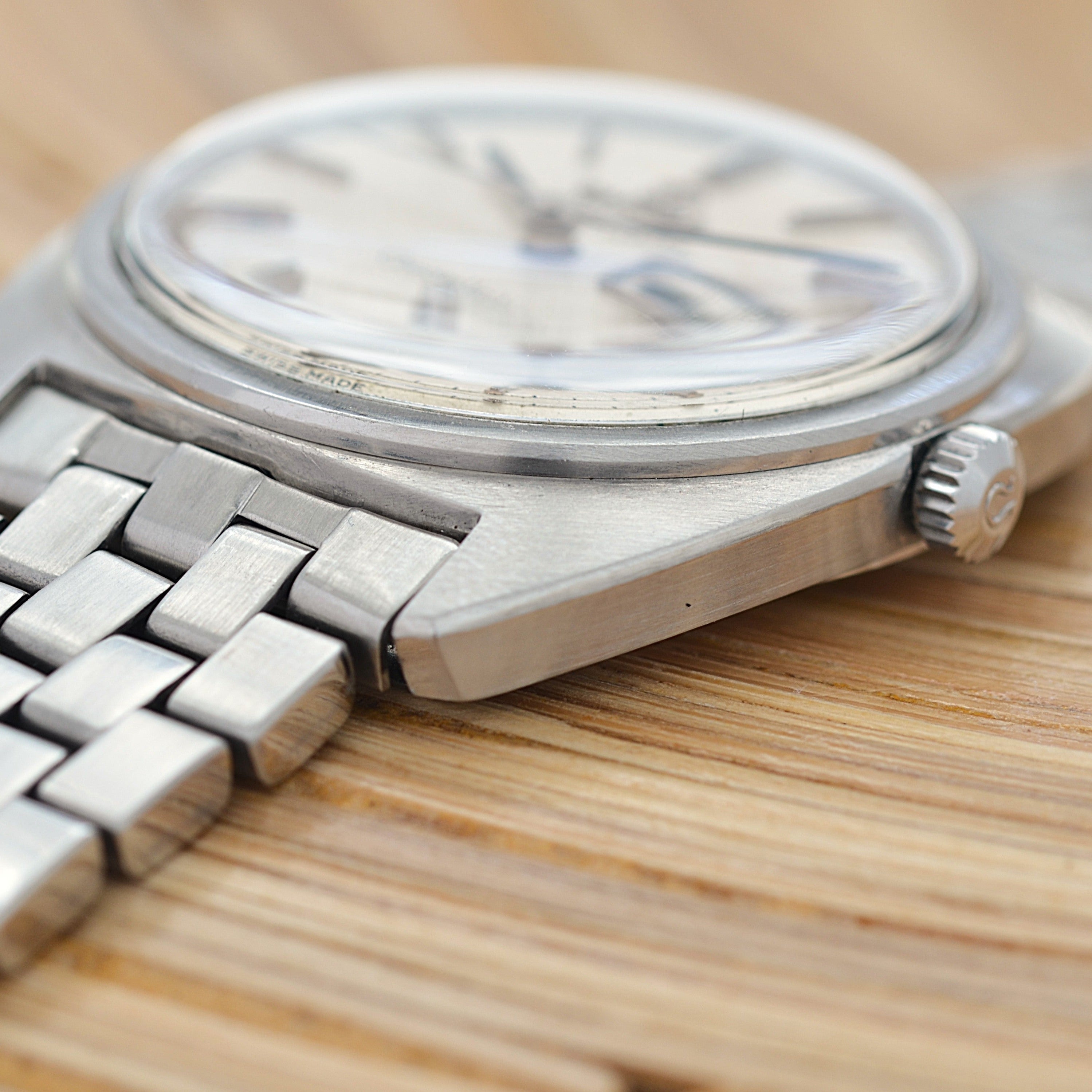 【OMEGA】オメガ コンステレーションデイデイト Cライン Silver bark dial