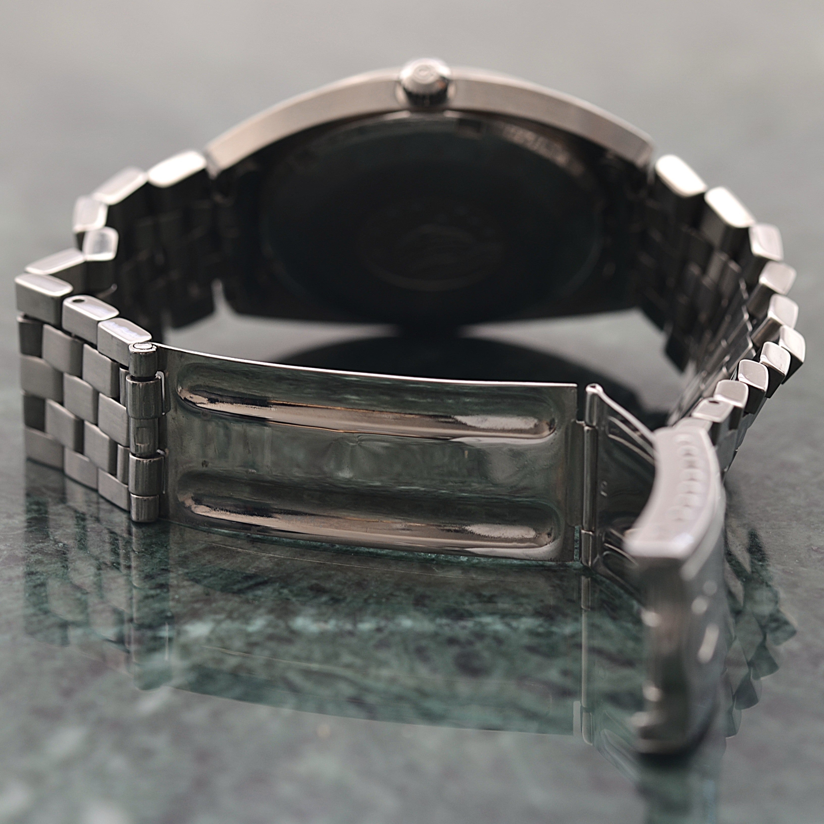 【OMEGA】オメガ コンステレーションデイデイト Cライン Silver bark dial