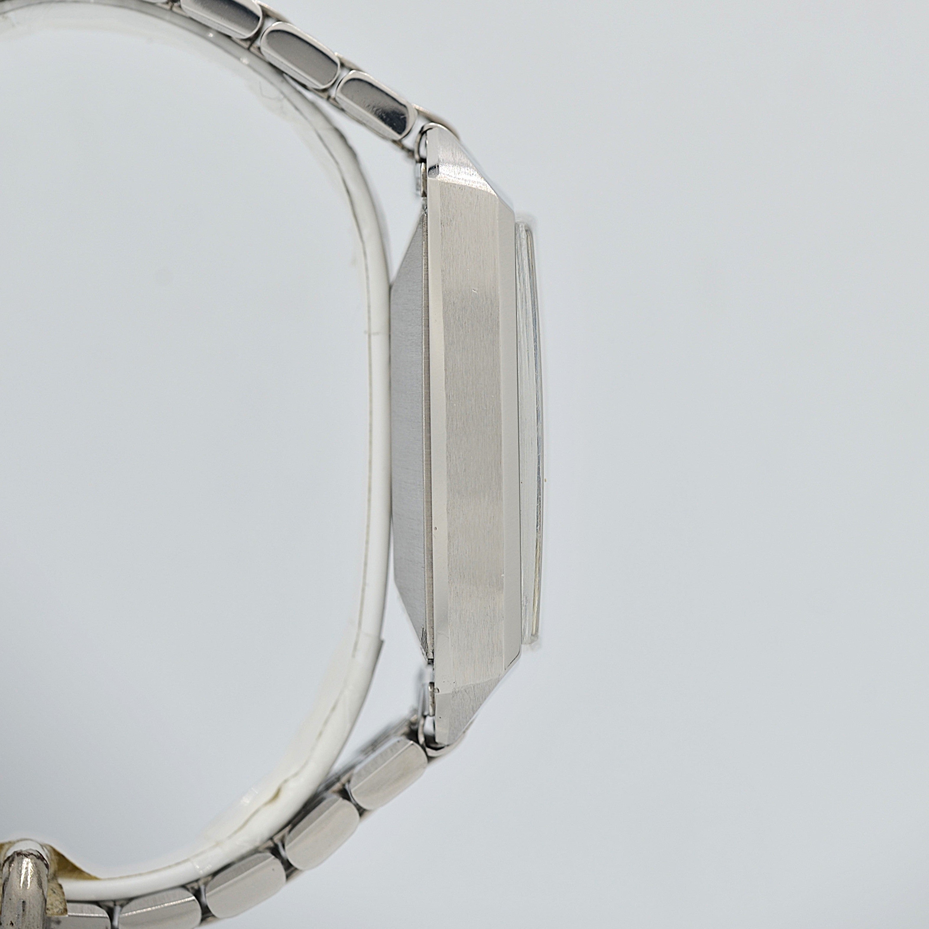 【OMEGA】オメガ シーマスターデイト SS スクエアケース 2トーングレー文字盤 Cal.565